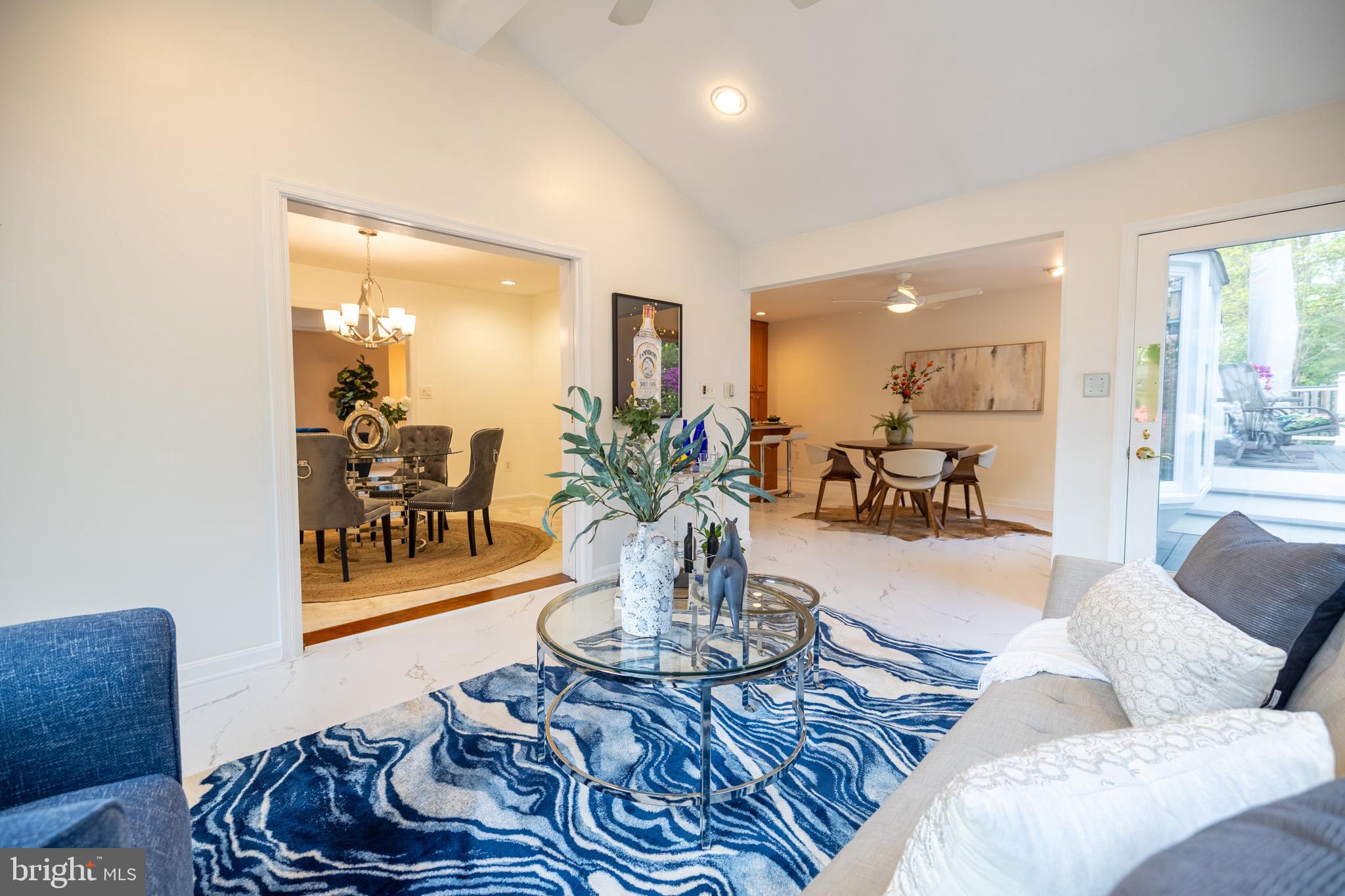 MIDDLERIDGE - Residential