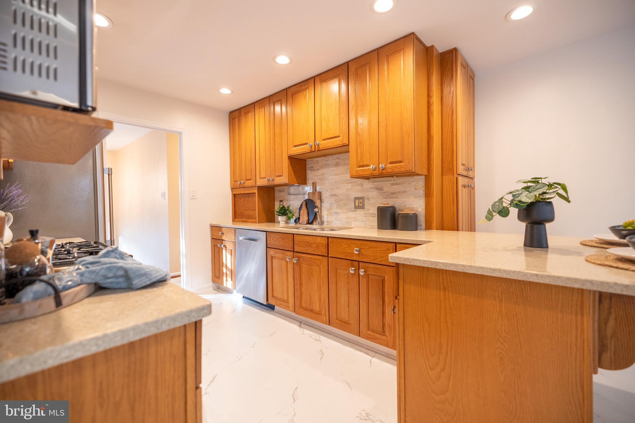 MIDDLERIDGE - Residential