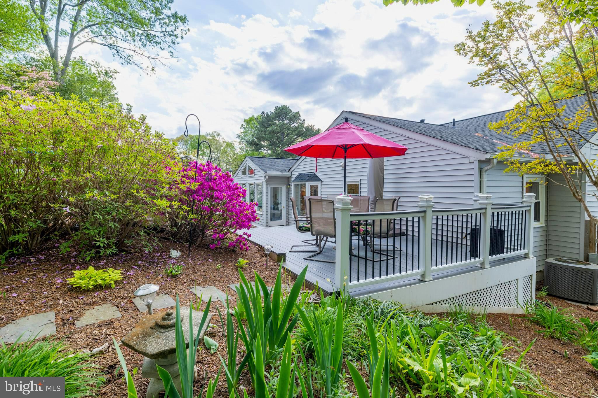 MIDDLERIDGE - Residential