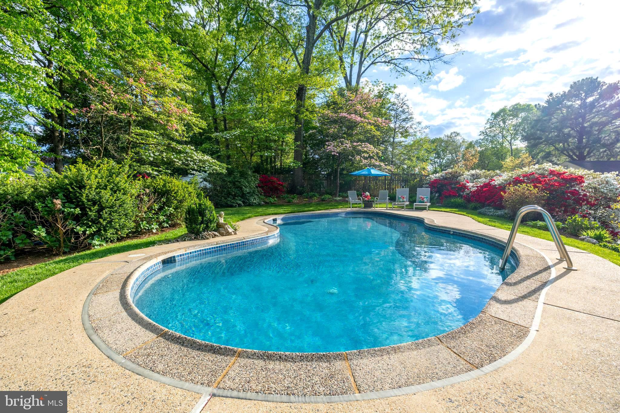 MIDDLERIDGE - Residential