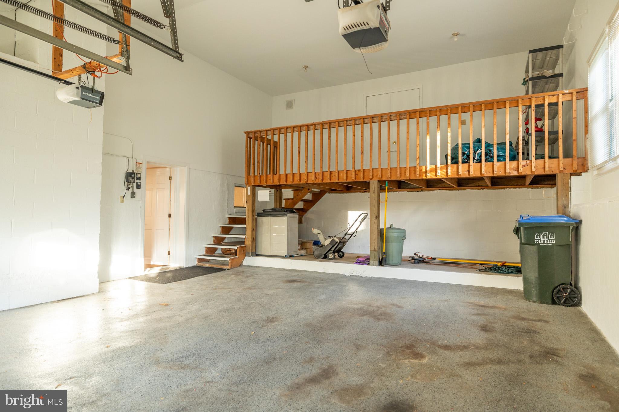 MIDDLERIDGE - Residential