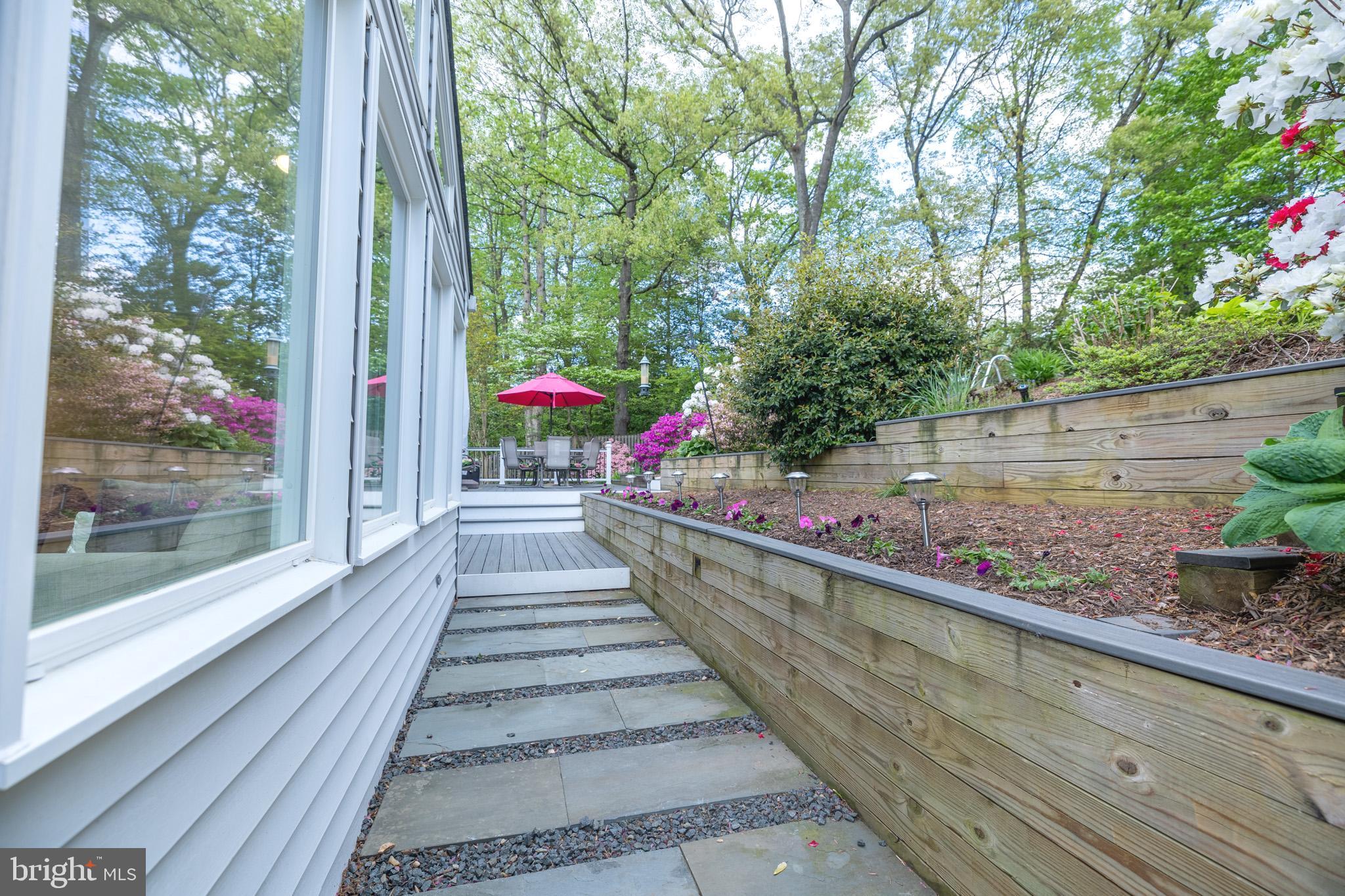 MIDDLERIDGE - Residential