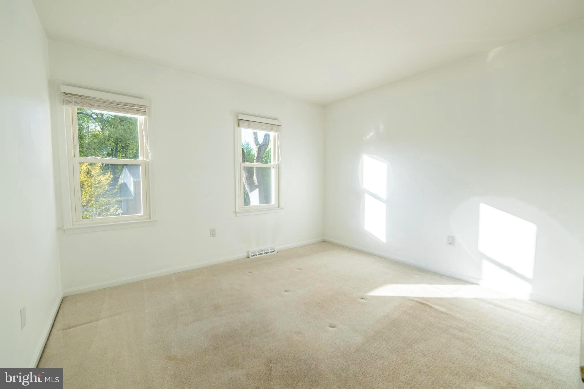 MIDDLERIDGE - Residential