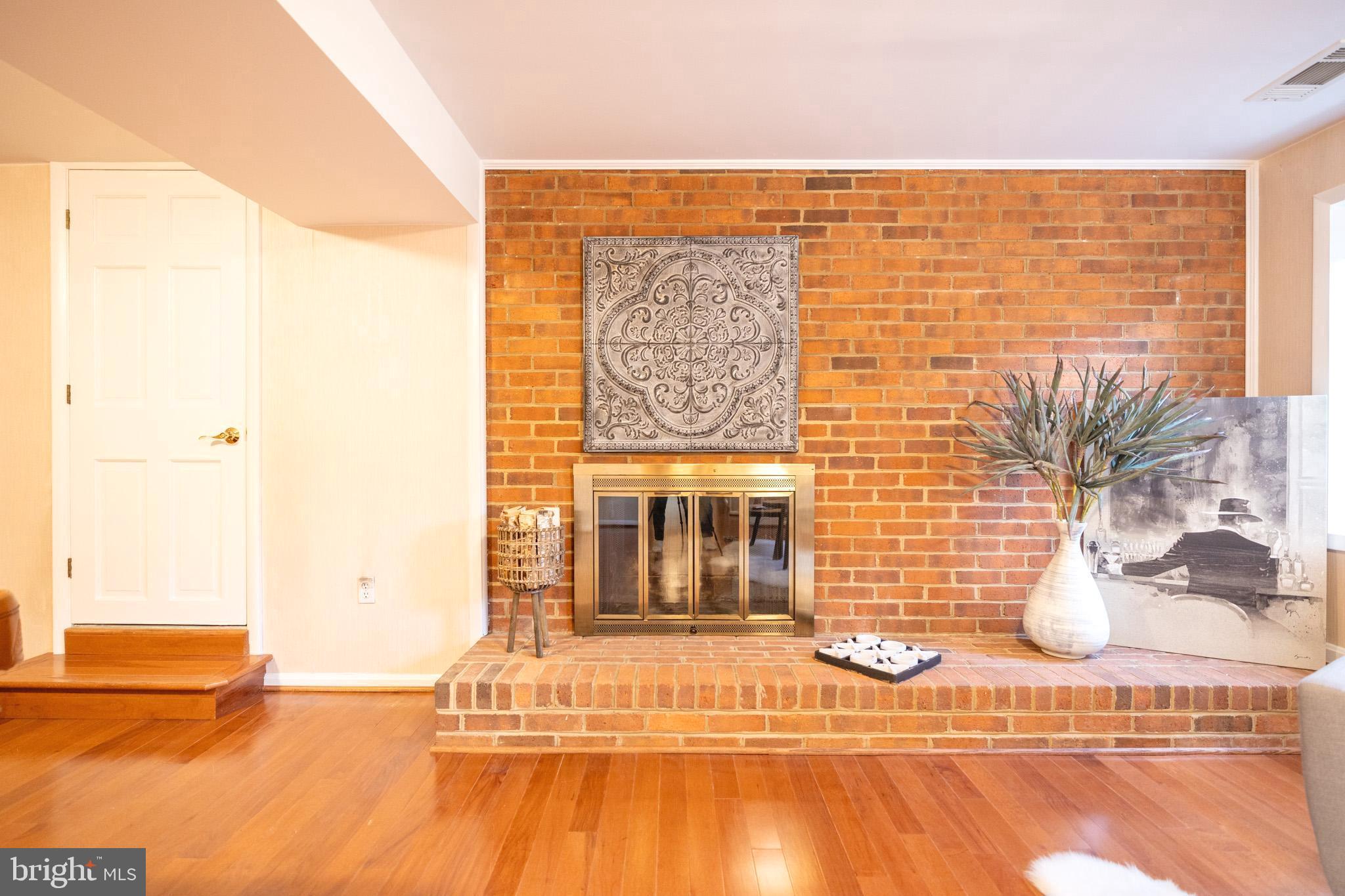 MIDDLERIDGE - Residential