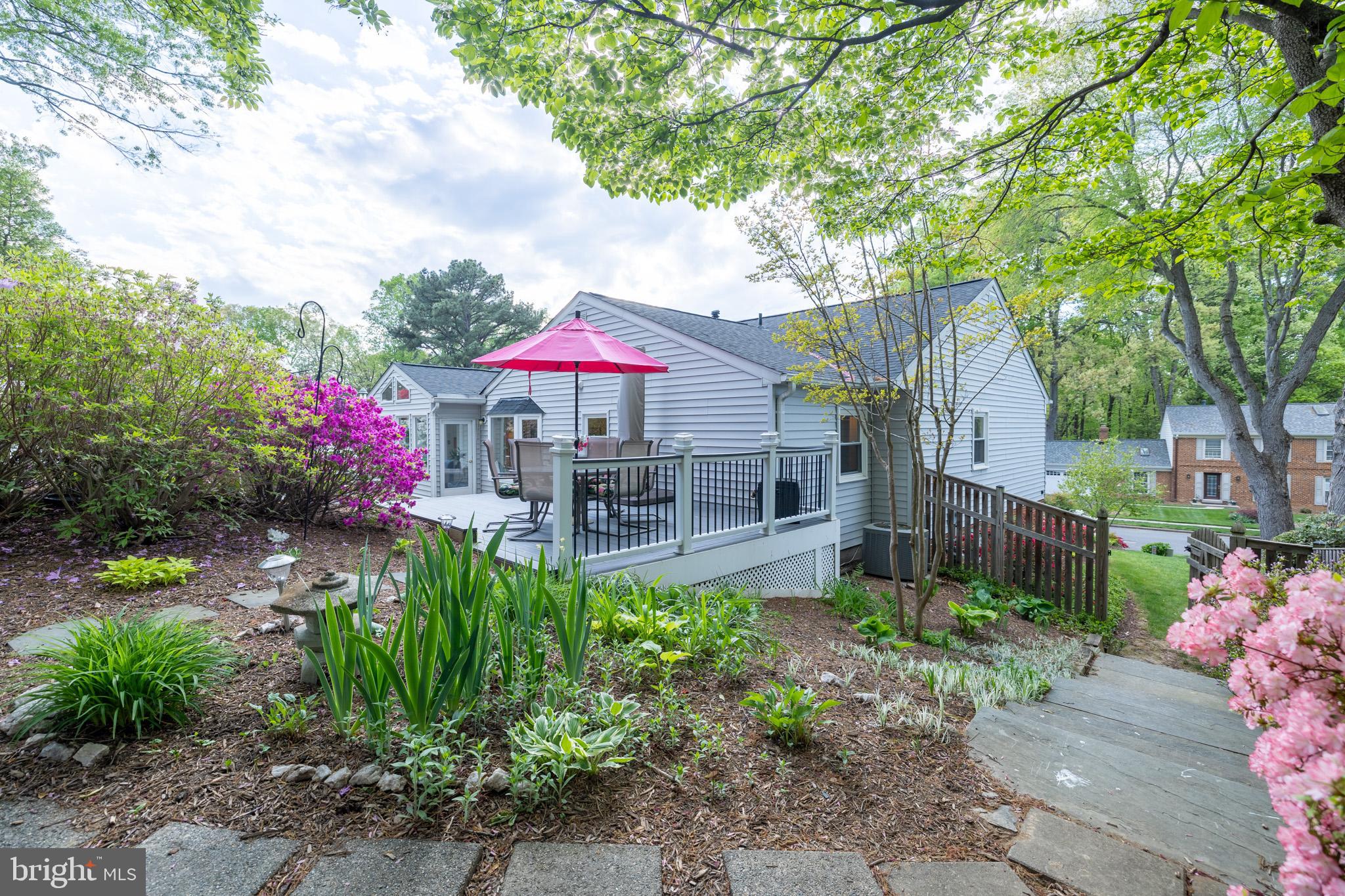 MIDDLERIDGE - Residential