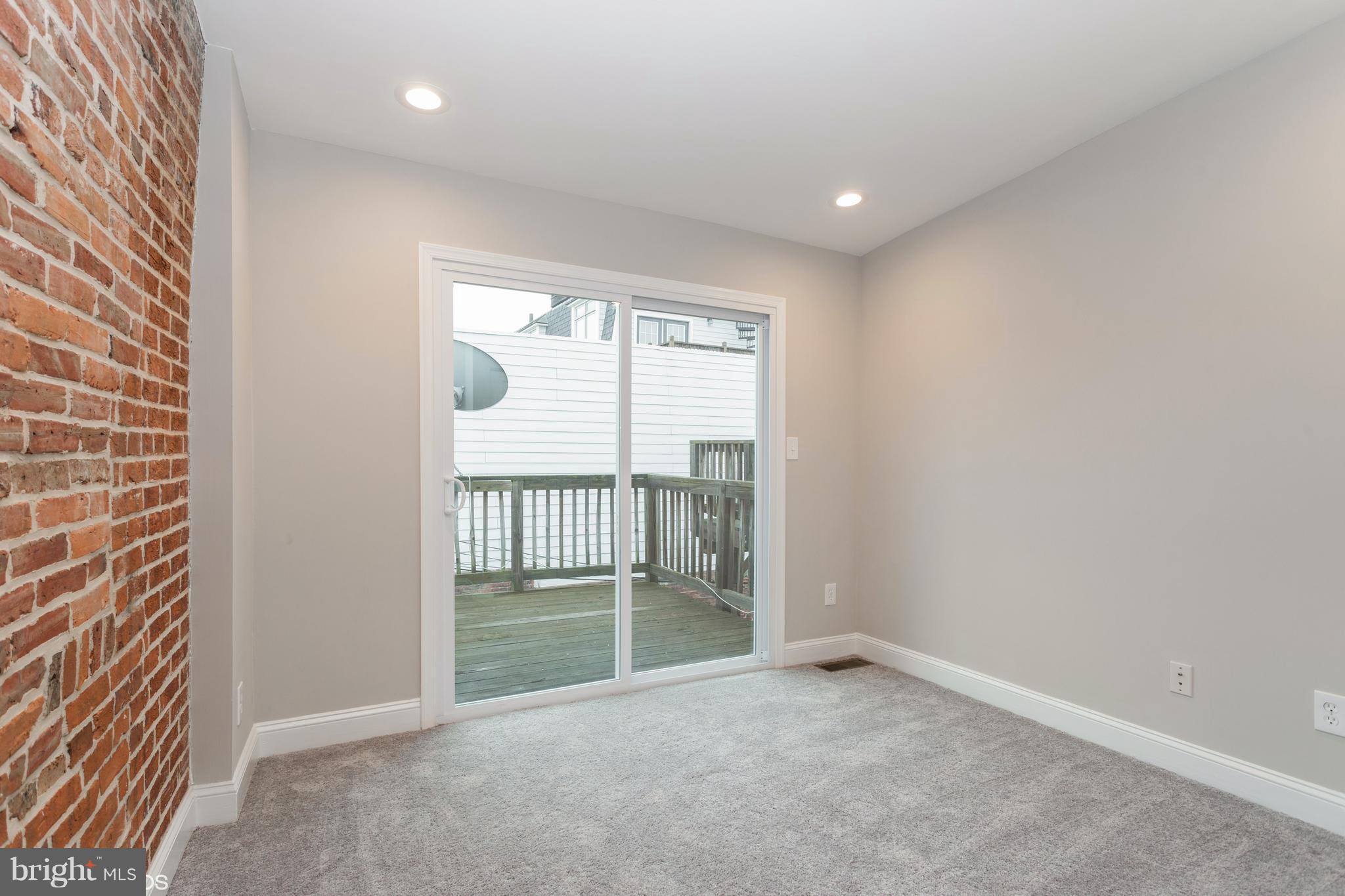 WASHINGTON VILLAGE - Residential