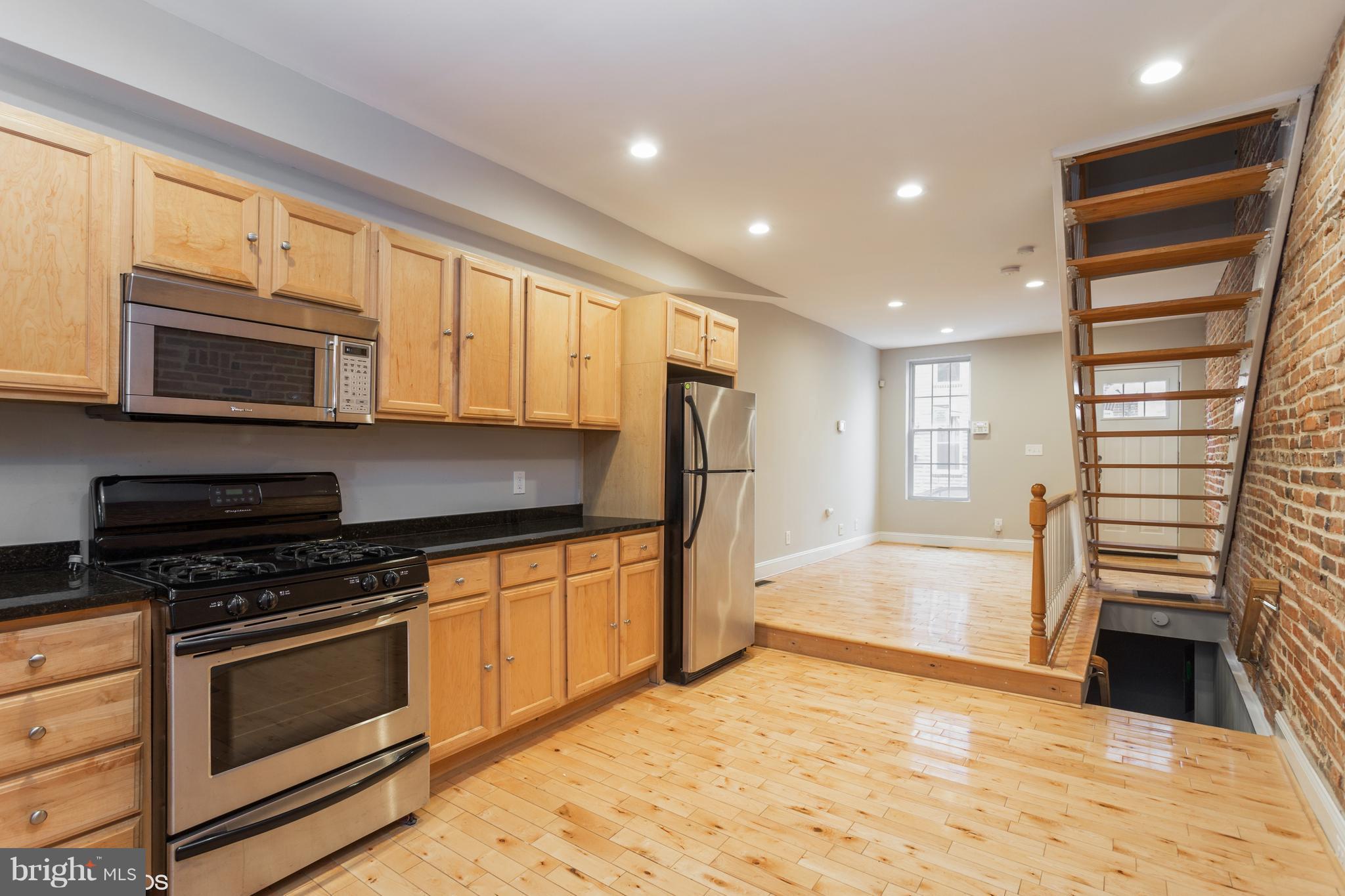 WASHINGTON VILLAGE - Residential