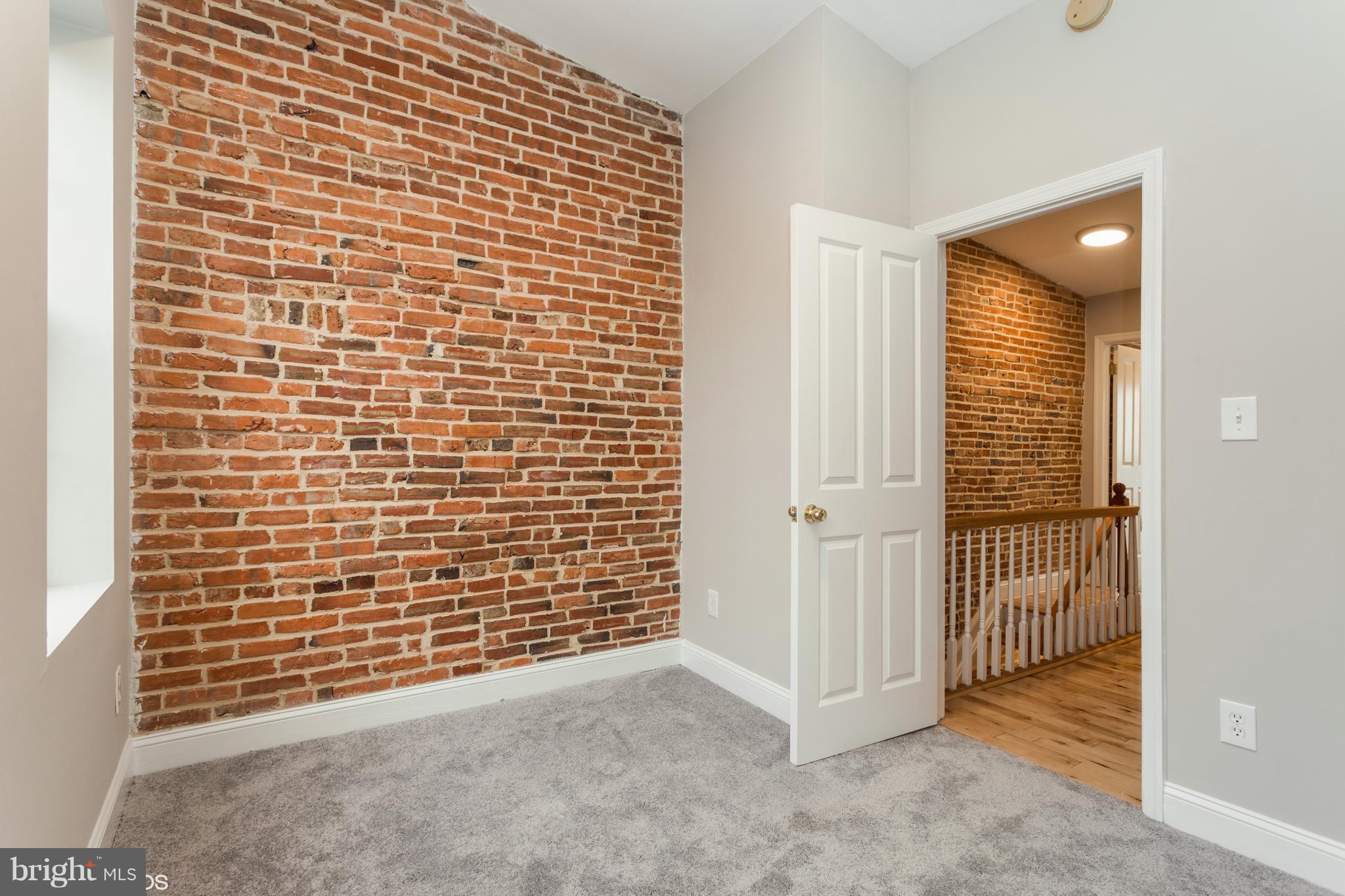 WASHINGTON VILLAGE - Residential