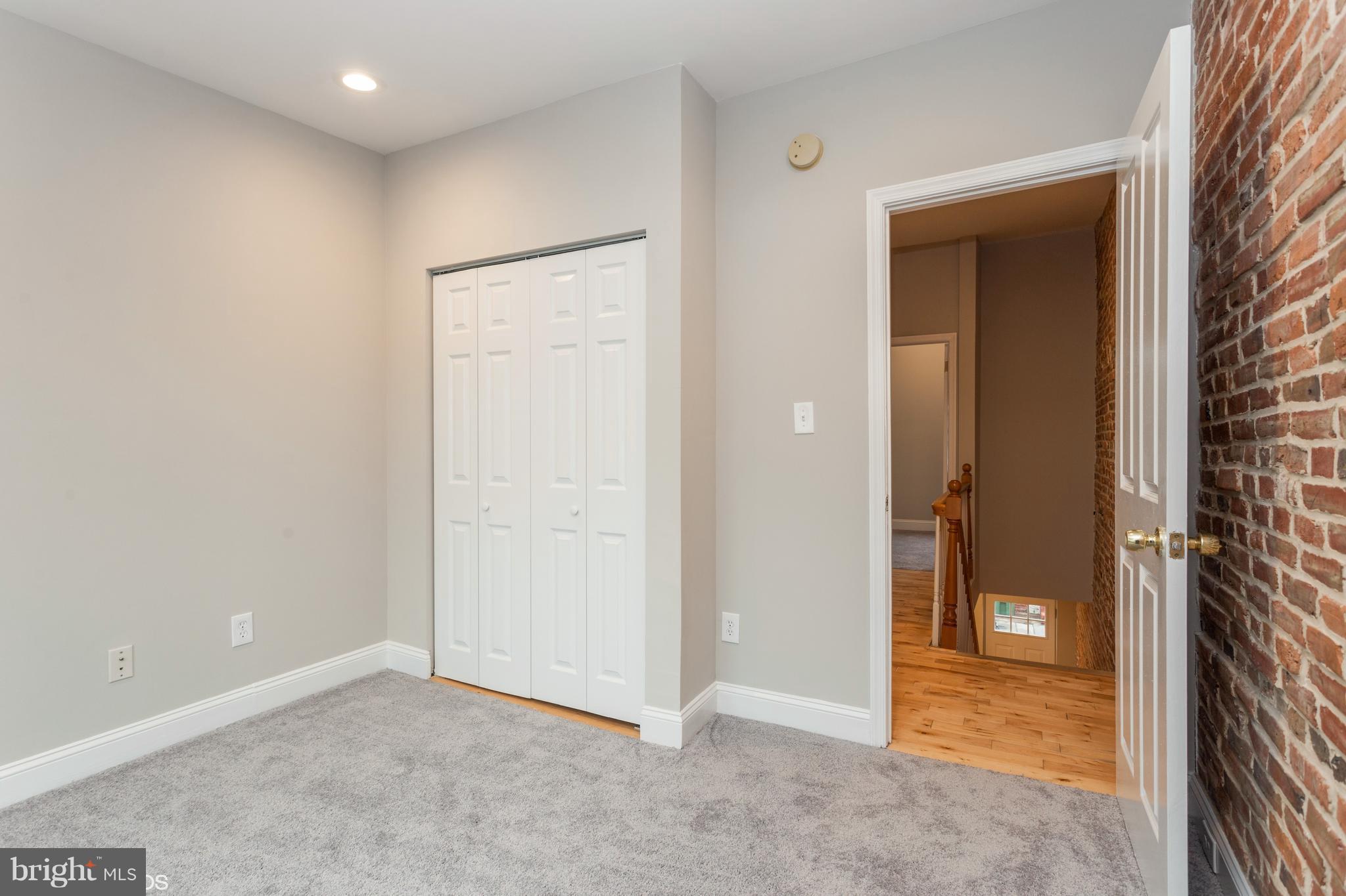 WASHINGTON VILLAGE - Residential