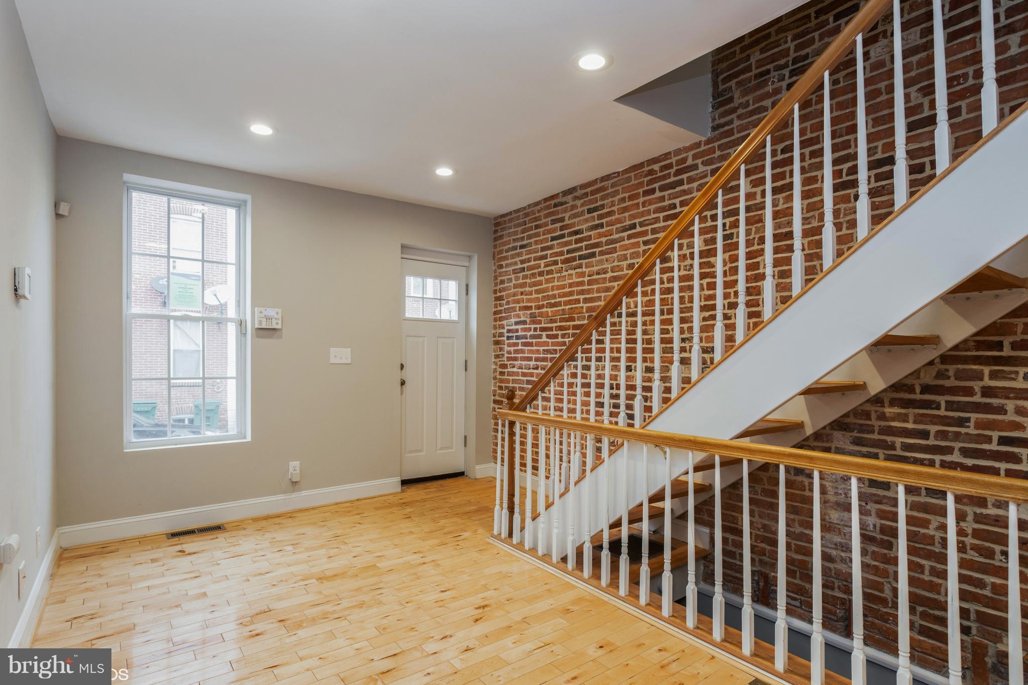 WASHINGTON VILLAGE - Residential