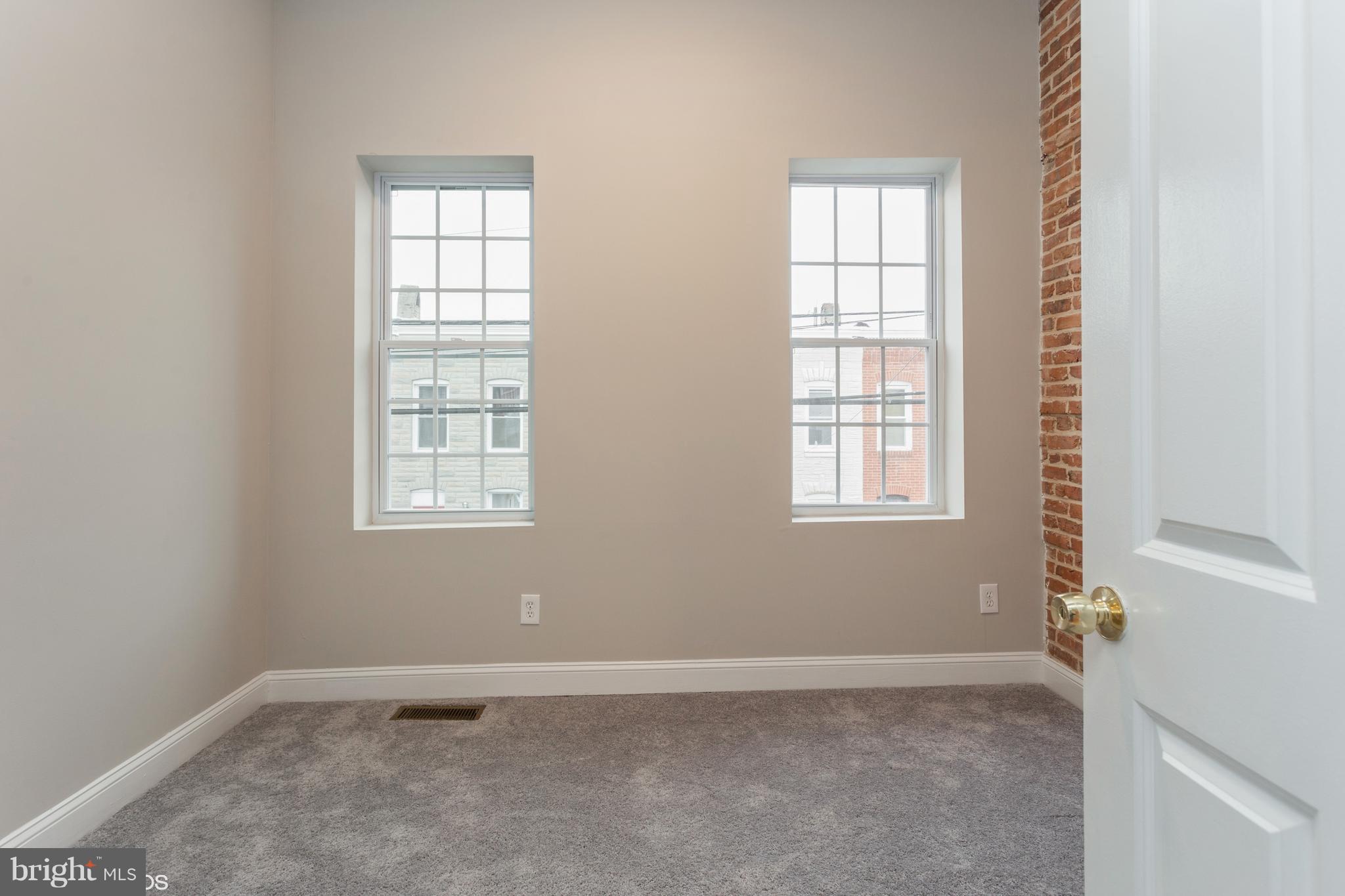 WASHINGTON VILLAGE - Residential