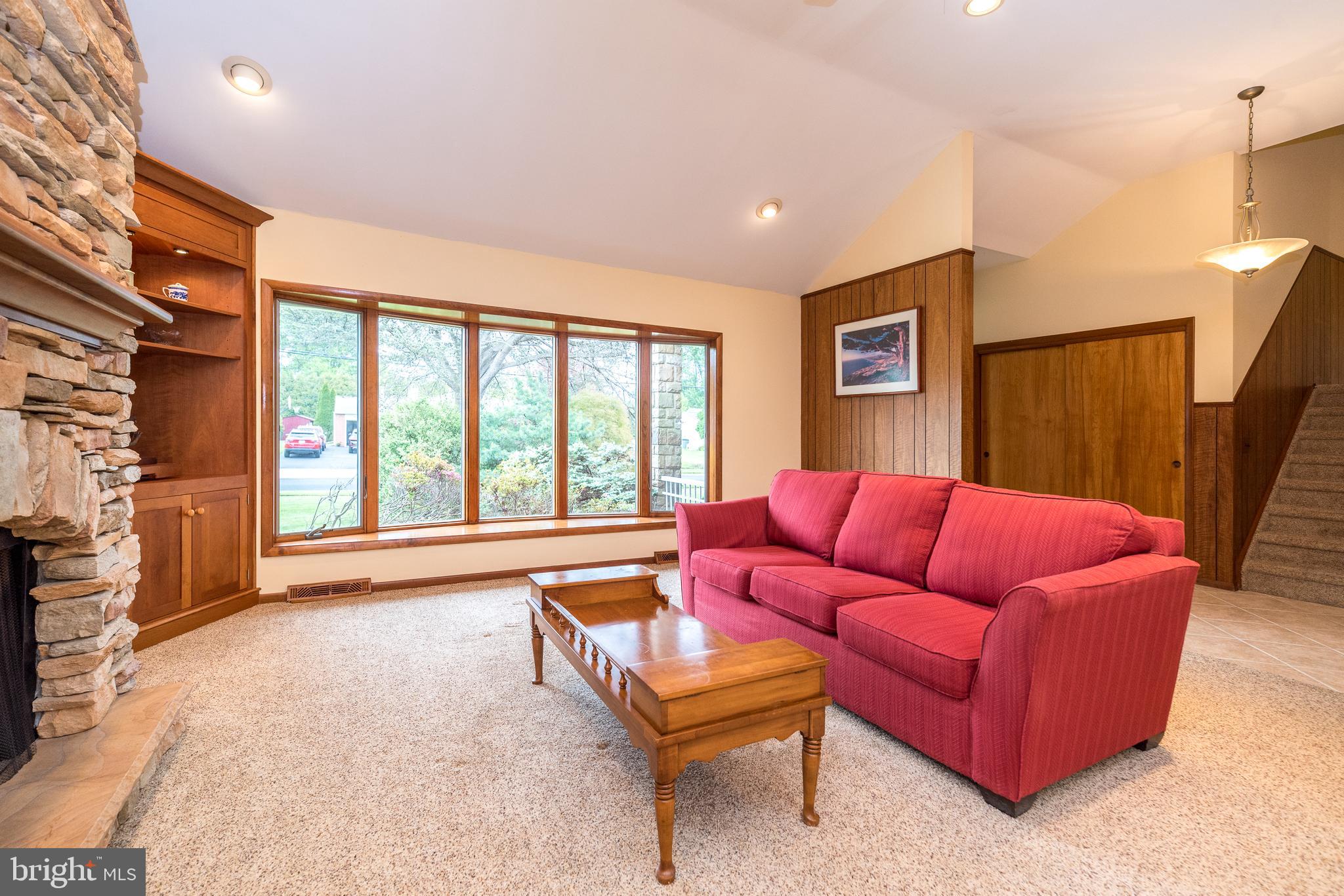 MAPLE GLEN - Residential
