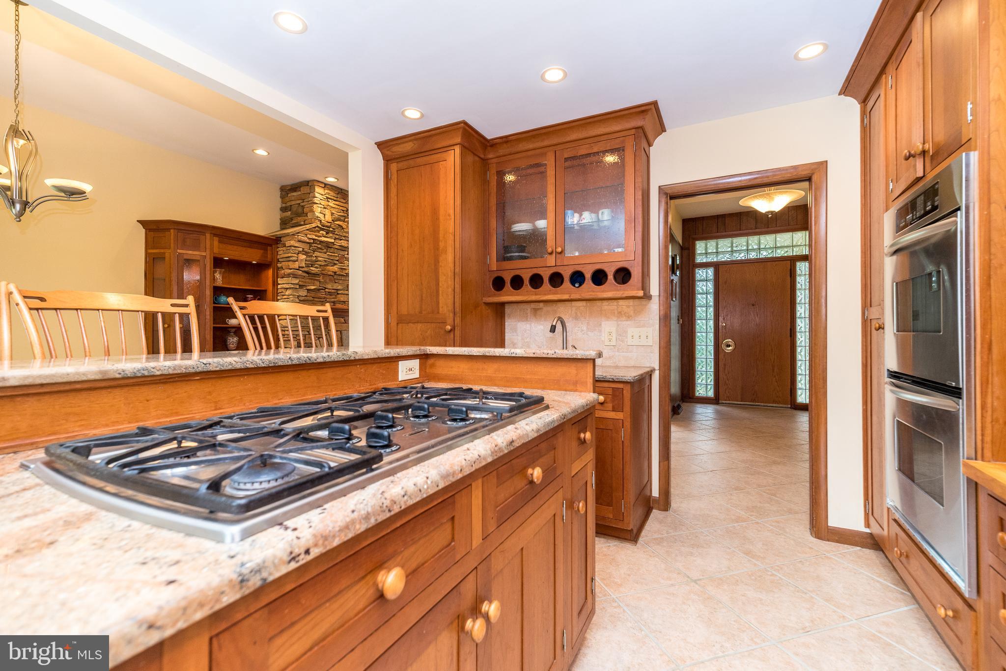 MAPLE GLEN - Residential