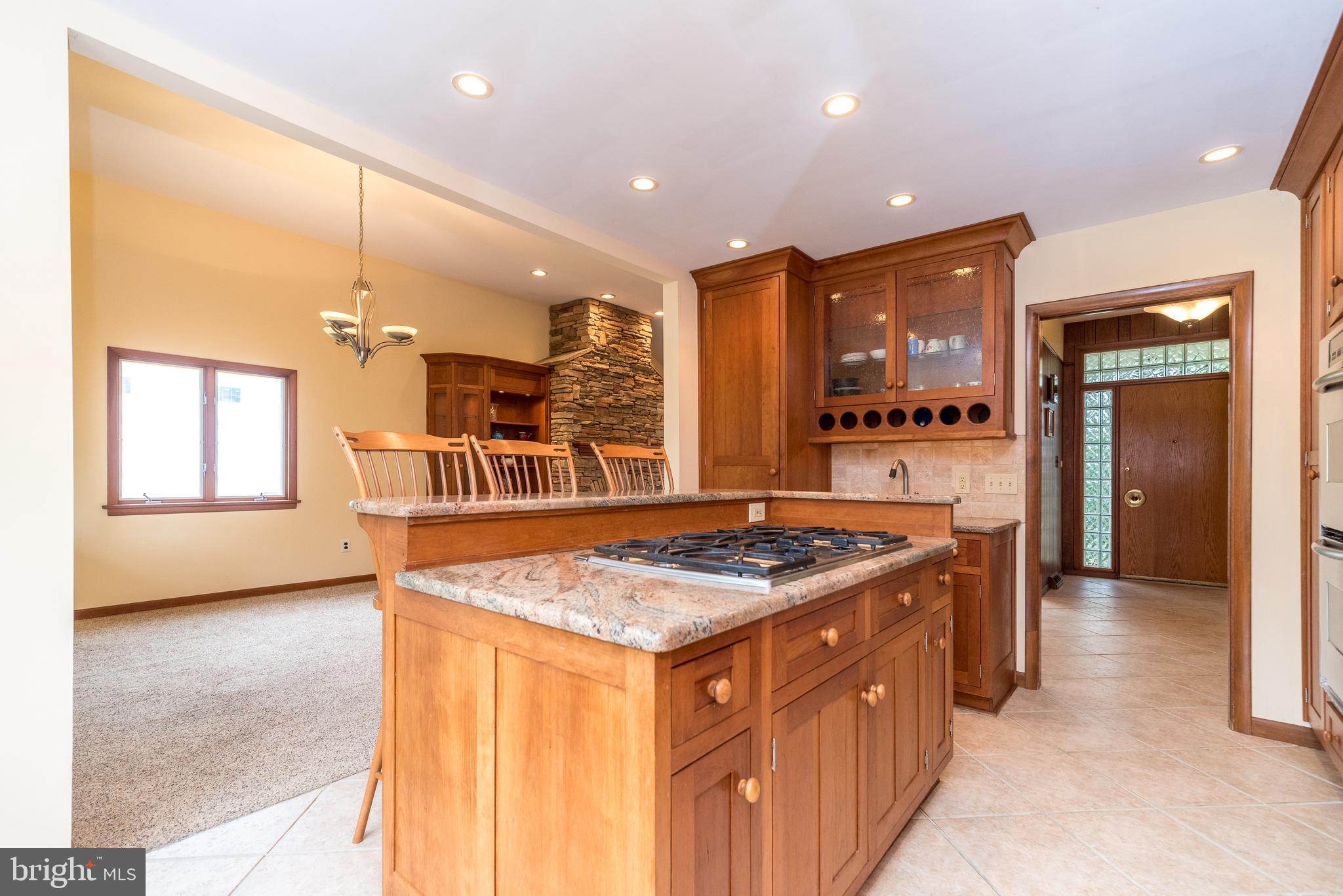 MAPLE GLEN - Residential