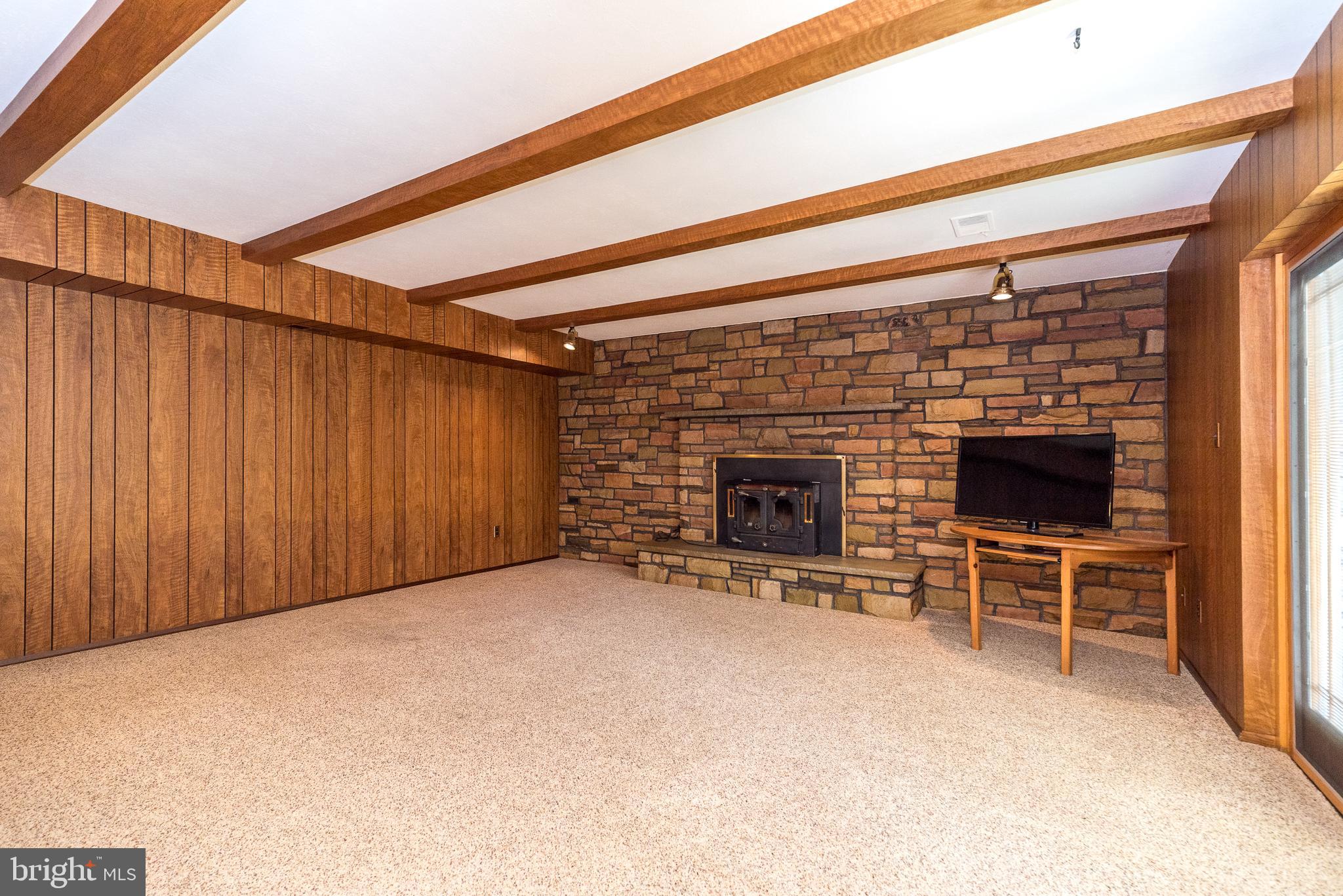 MAPLE GLEN - Residential