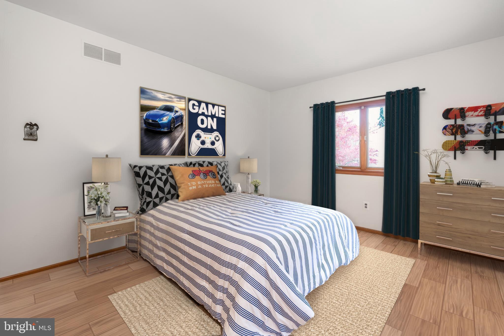 MAPLE GLEN - Residential