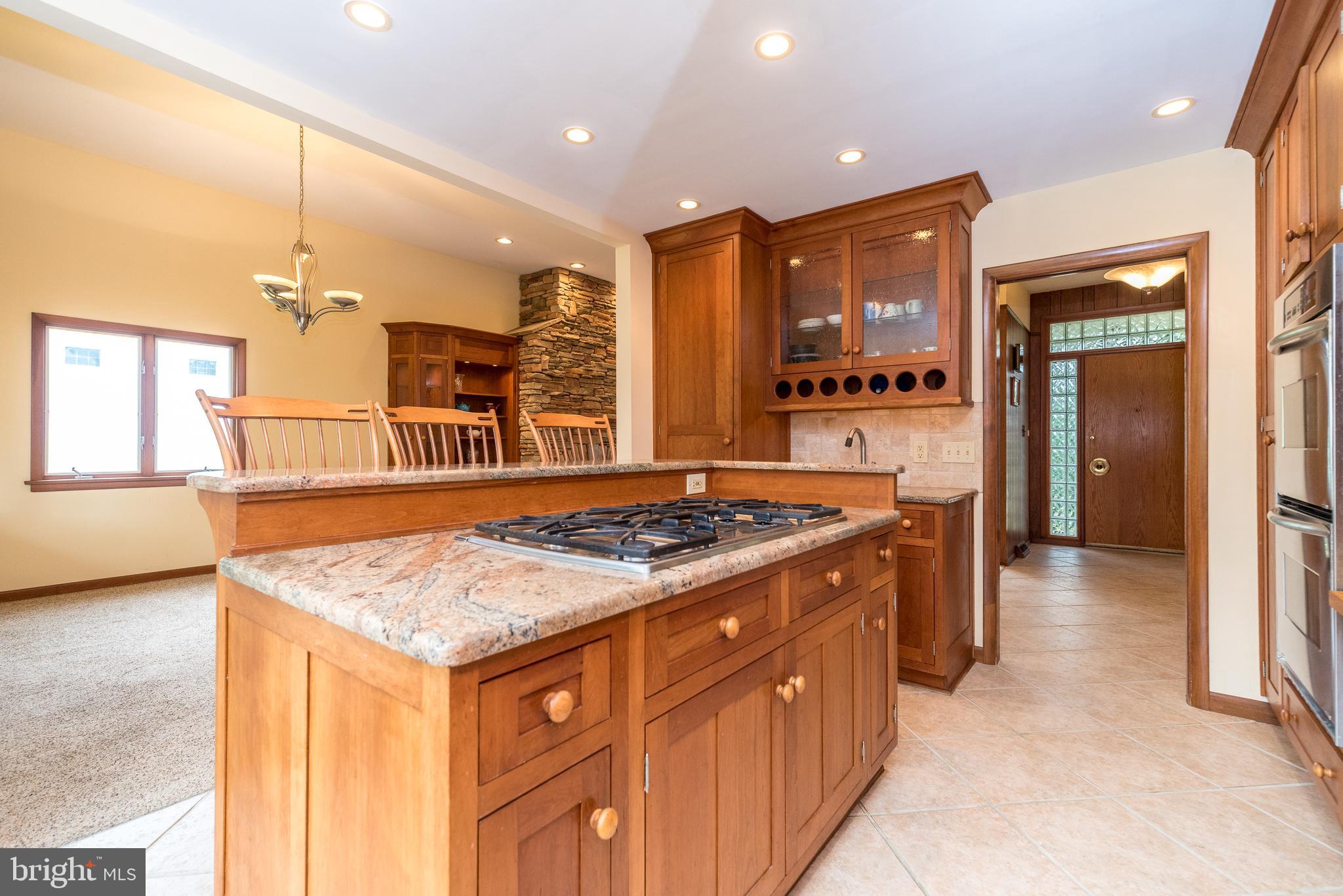 MAPLE GLEN - Residential