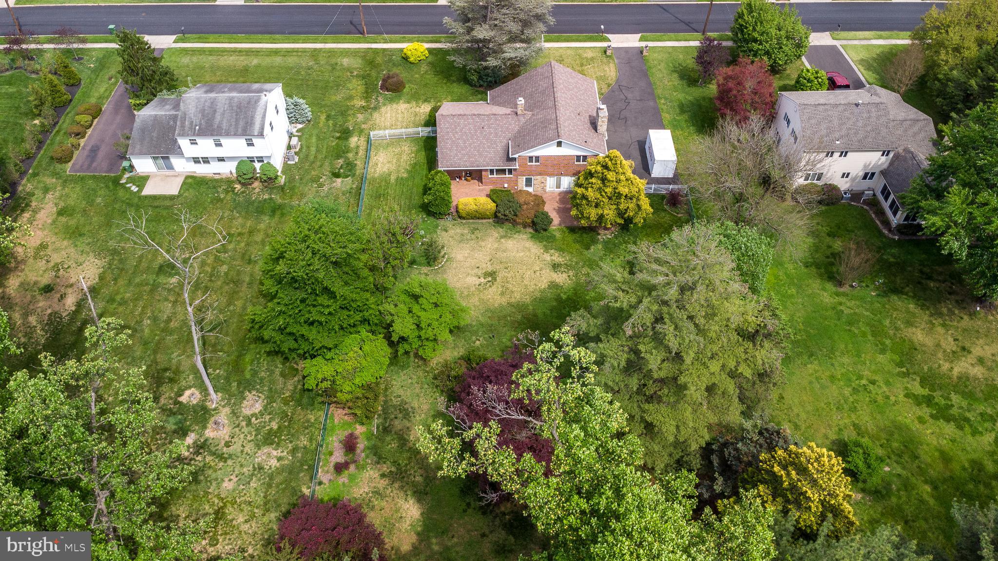 MAPLE GLEN - Residential