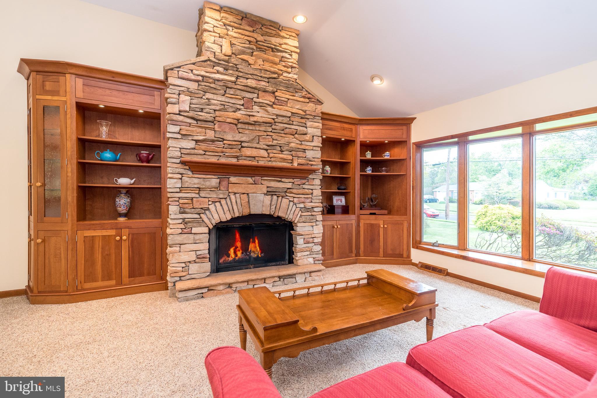 MAPLE GLEN - Residential