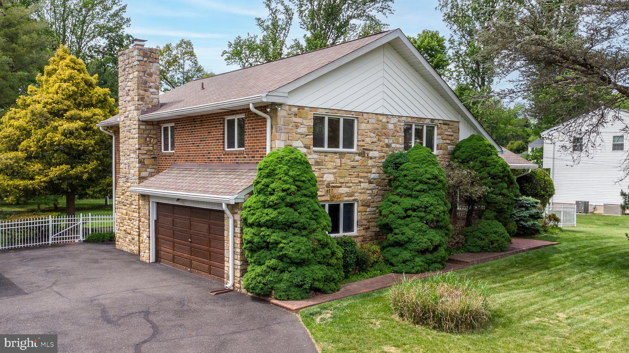MAPLE GLEN - Residential