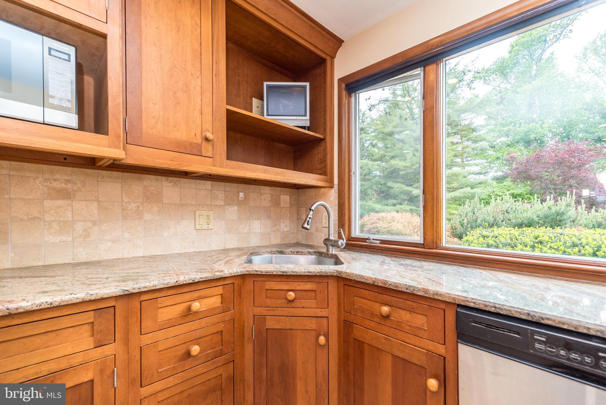 MAPLE GLEN - Residential