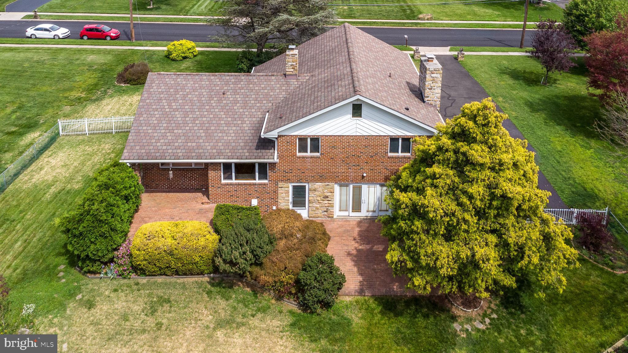 MAPLE GLEN - Residential
