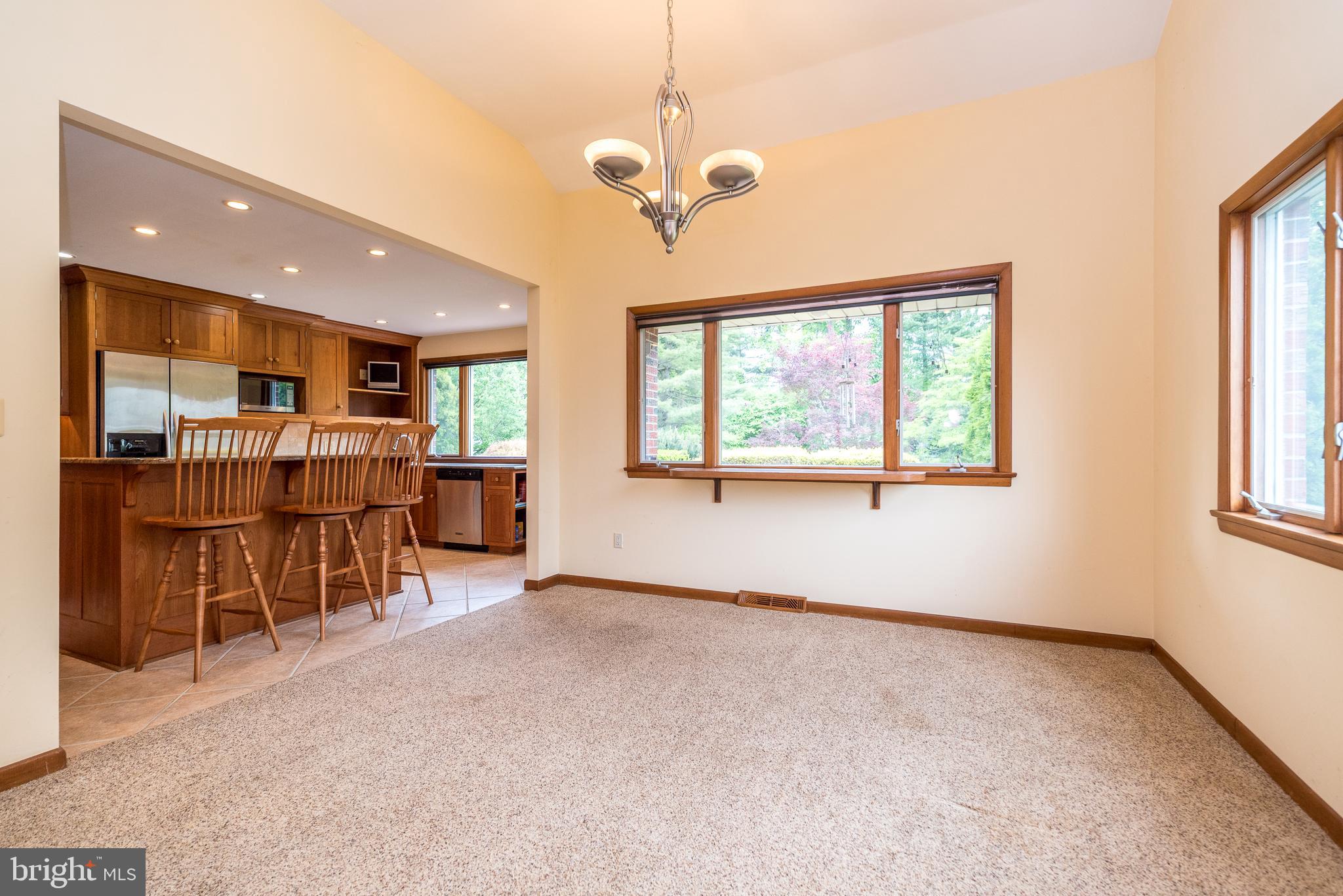 MAPLE GLEN - Residential