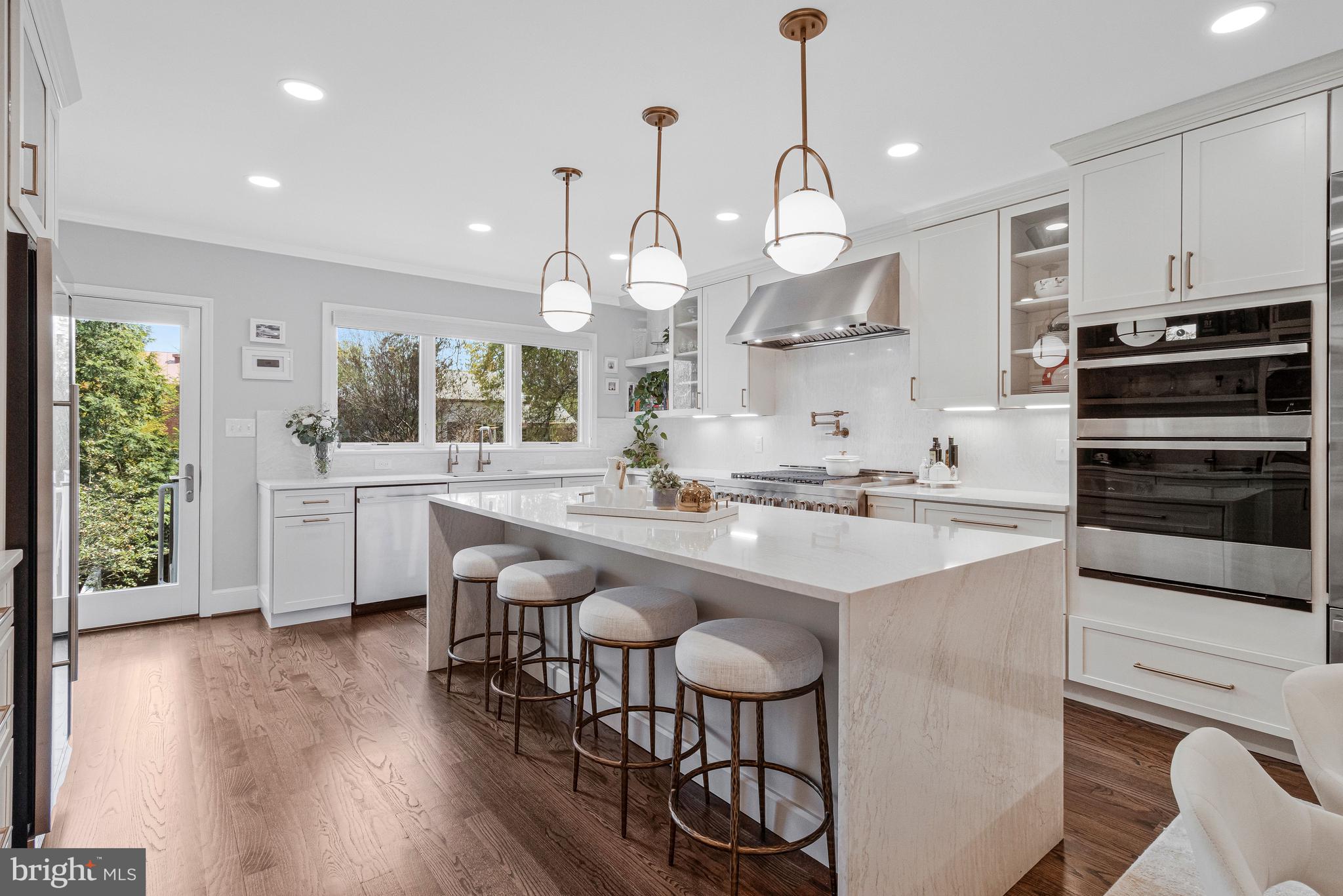 YATES GARDENS - Residential