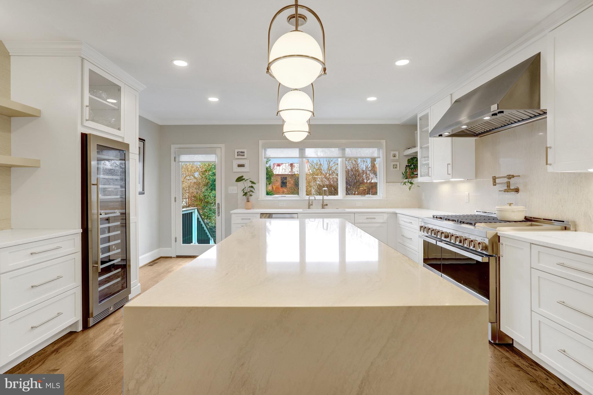 YATES GARDENS - Residential