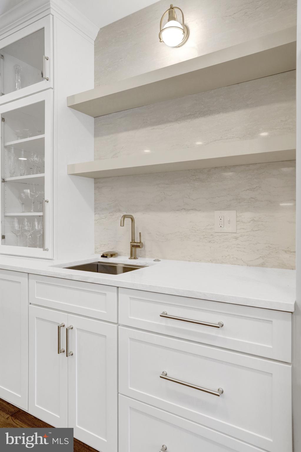 YATES GARDENS - Residential