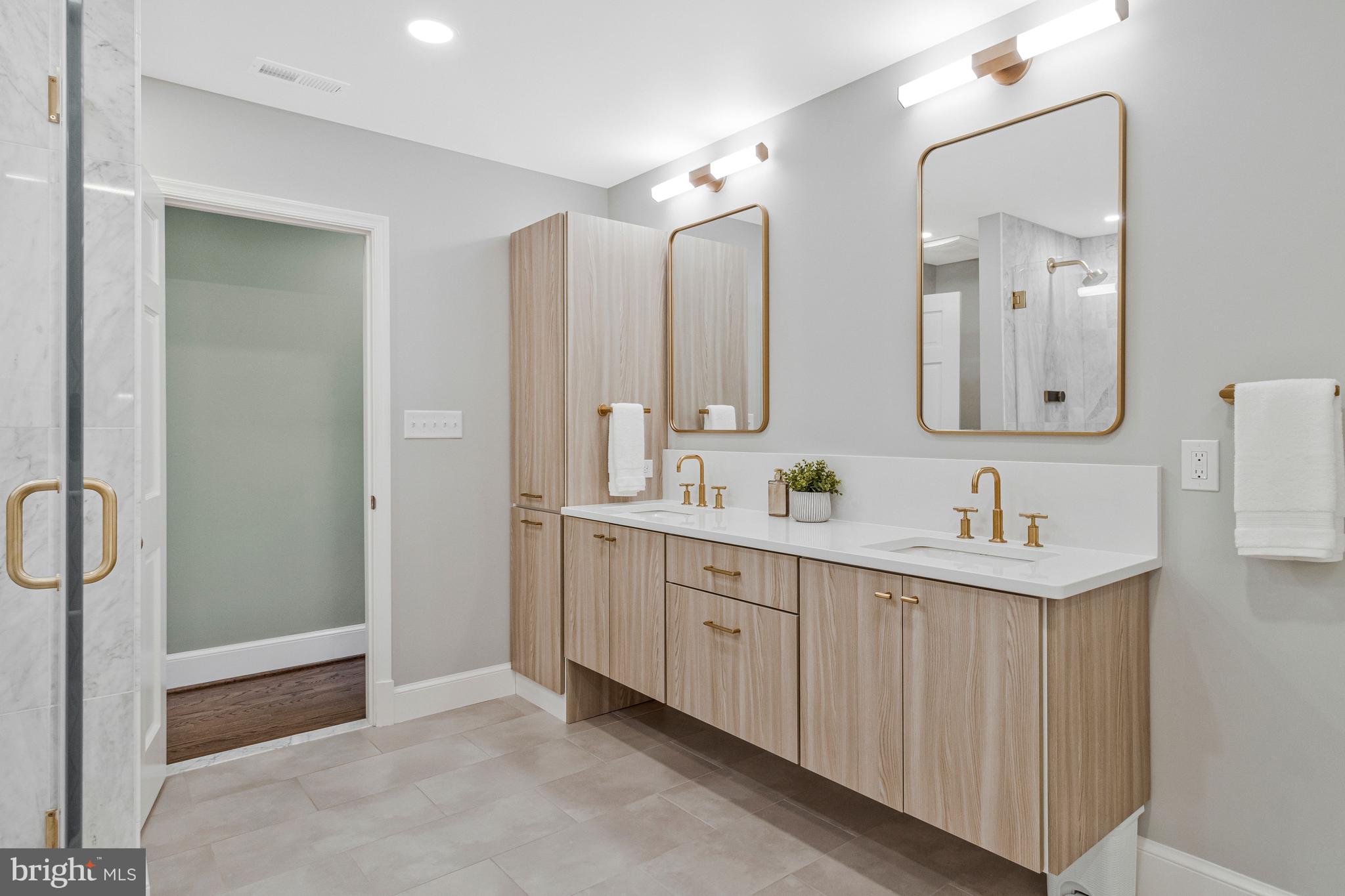 YATES GARDENS - Residential