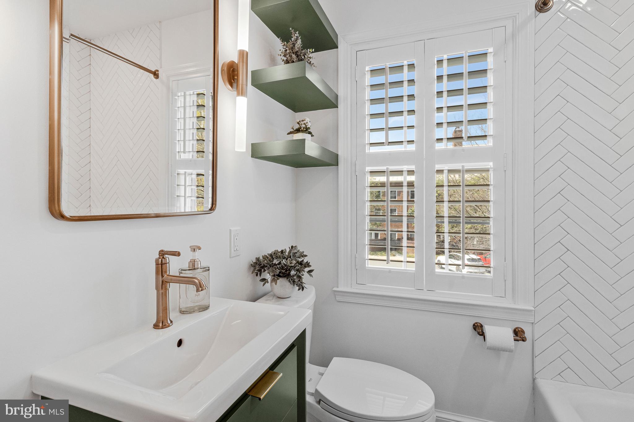 YATES GARDENS - Residential