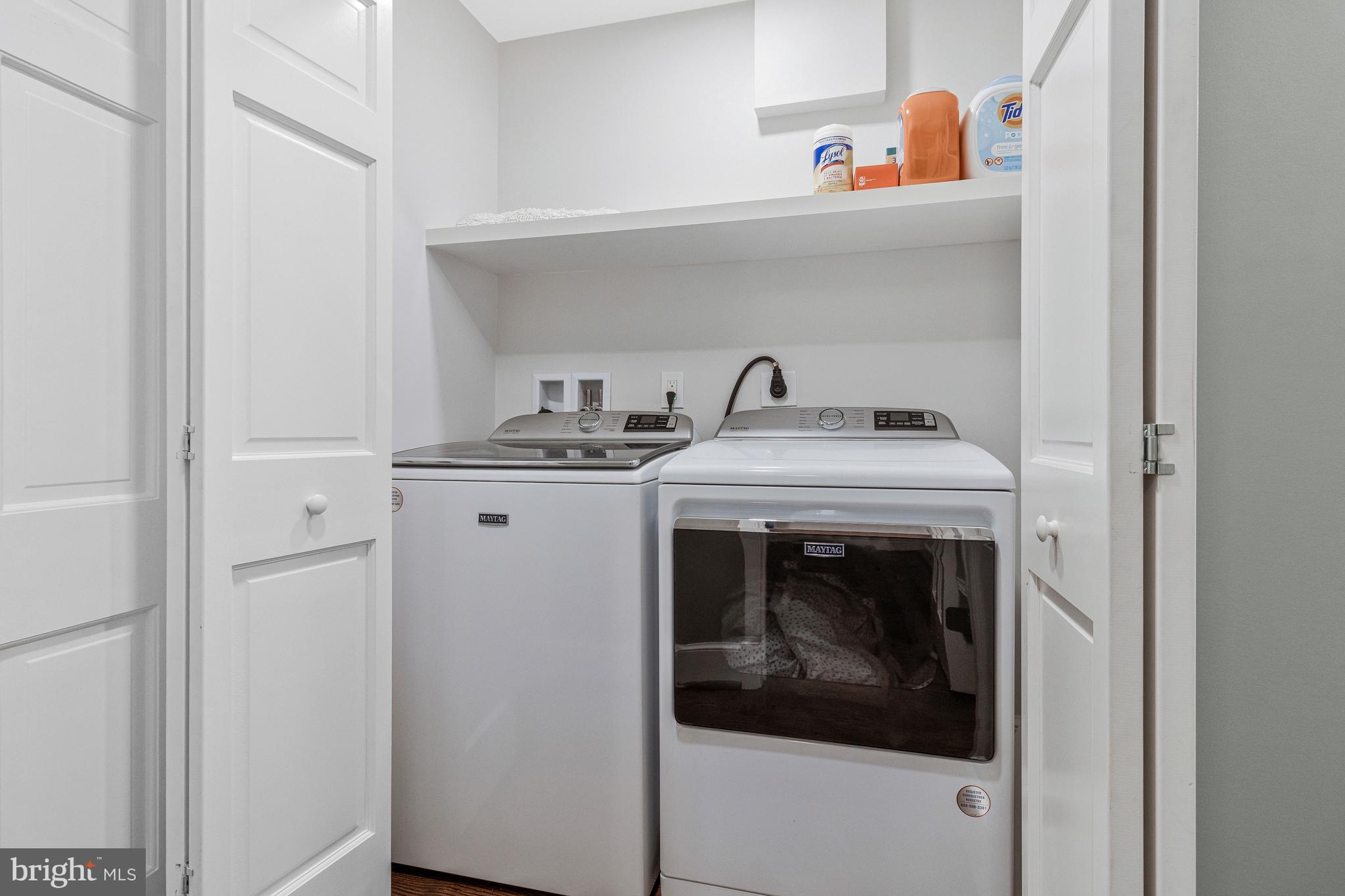 YATES GARDENS - Residential