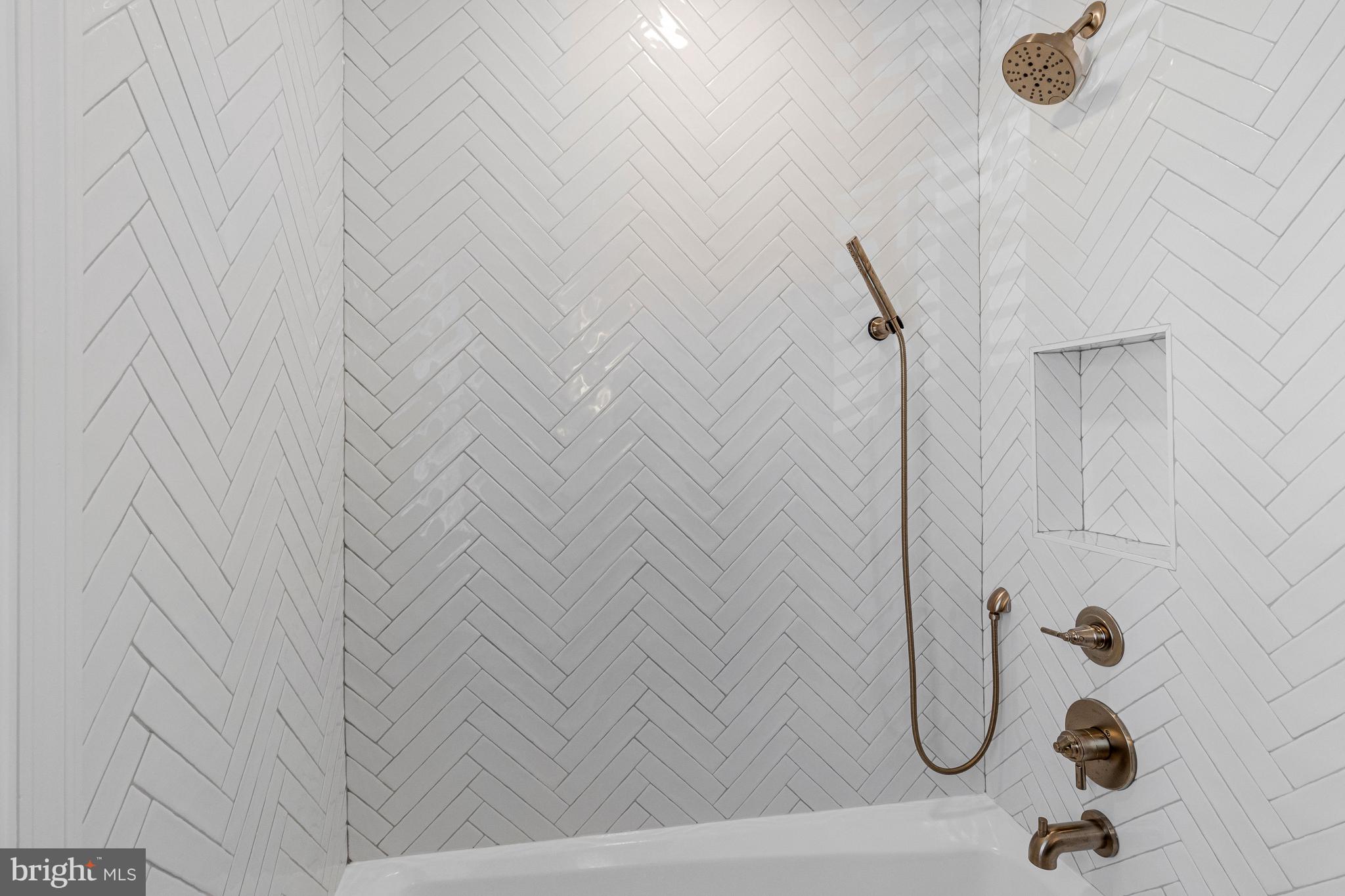 YATES GARDENS - Residential