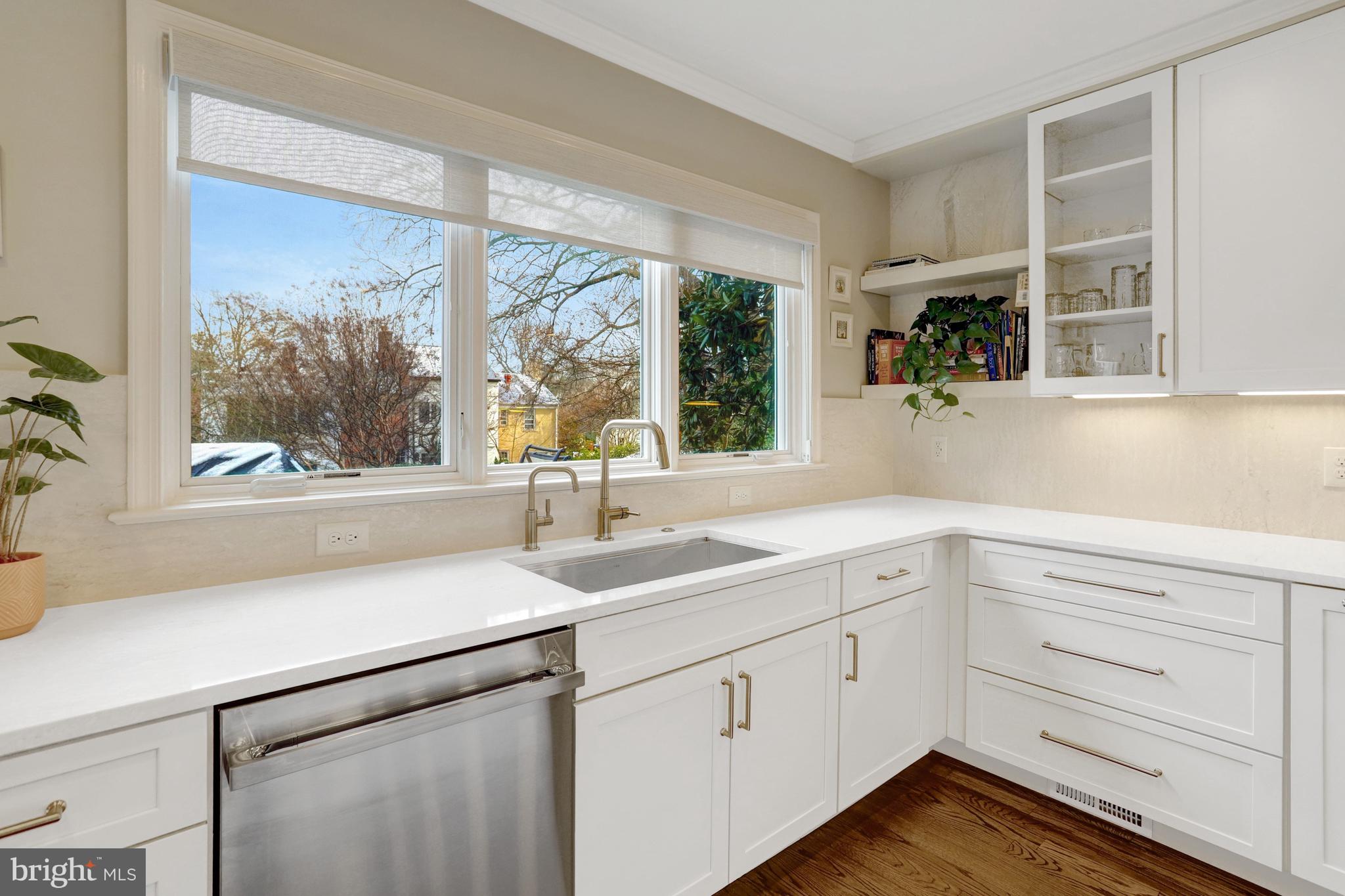 YATES GARDENS - Residential