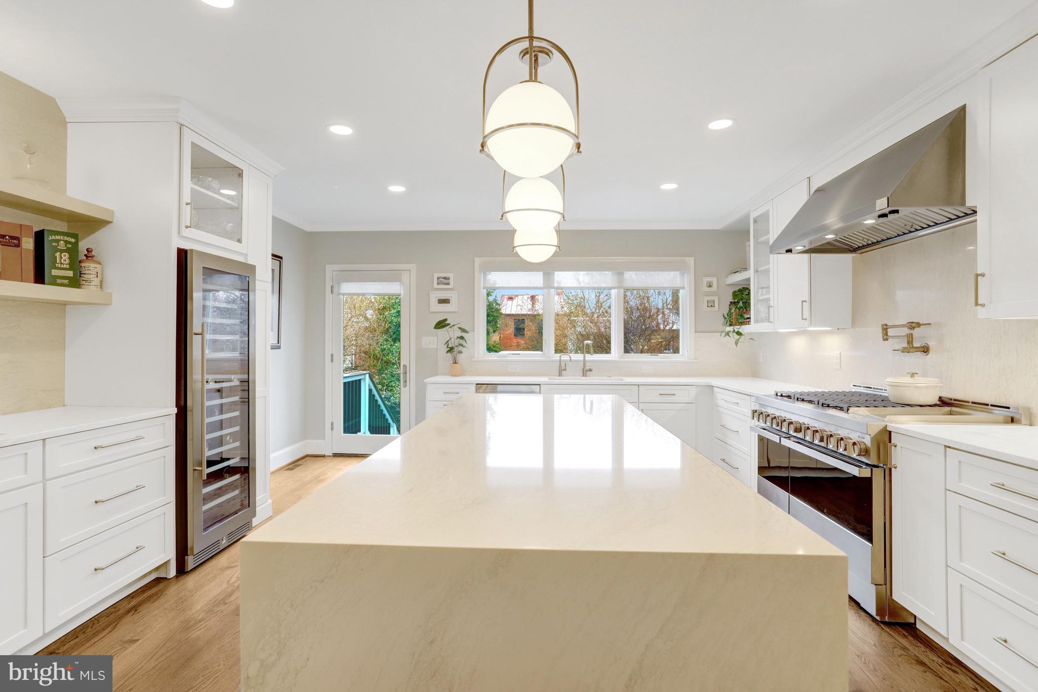 YATES GARDENS - Residential