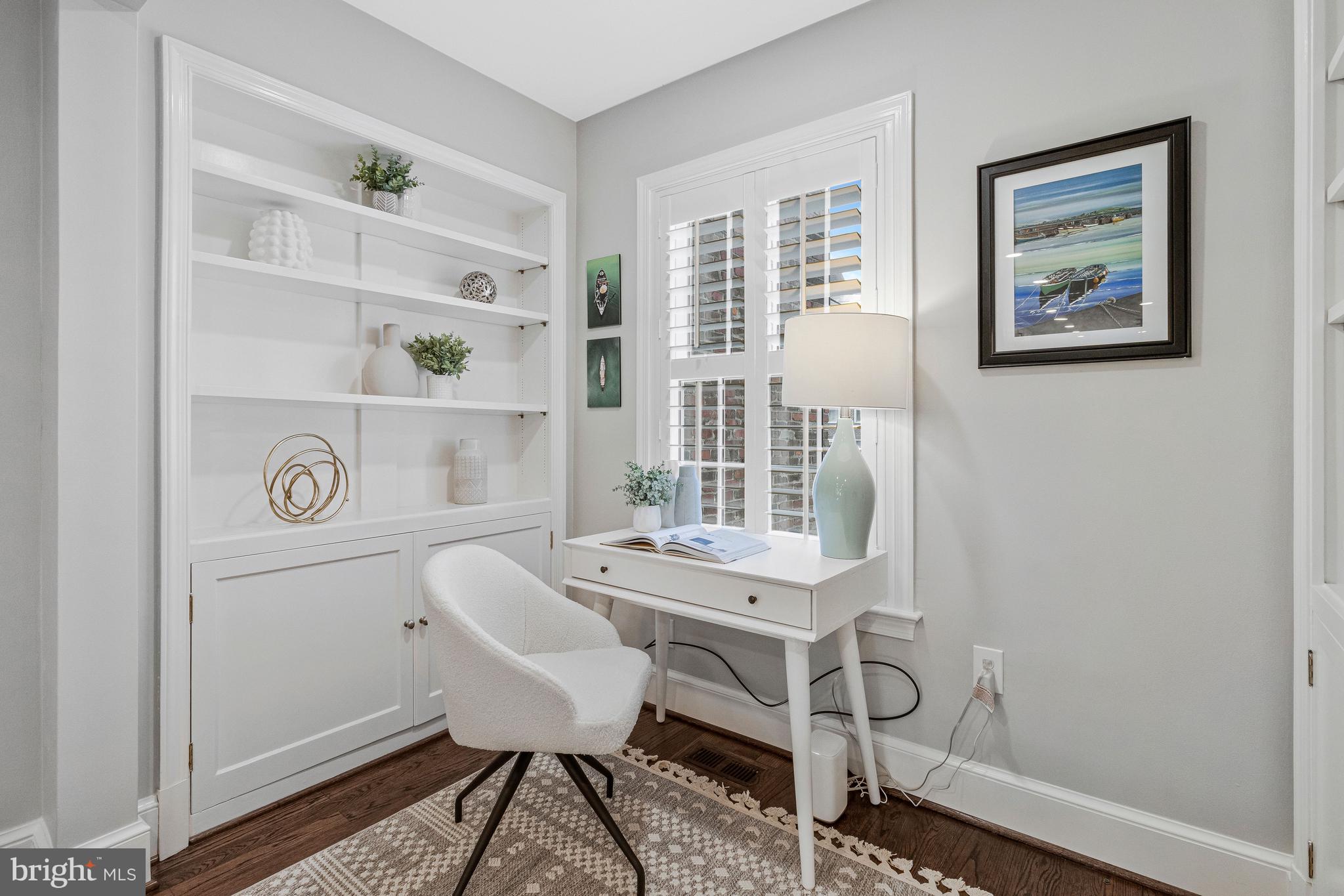 YATES GARDENS - Residential