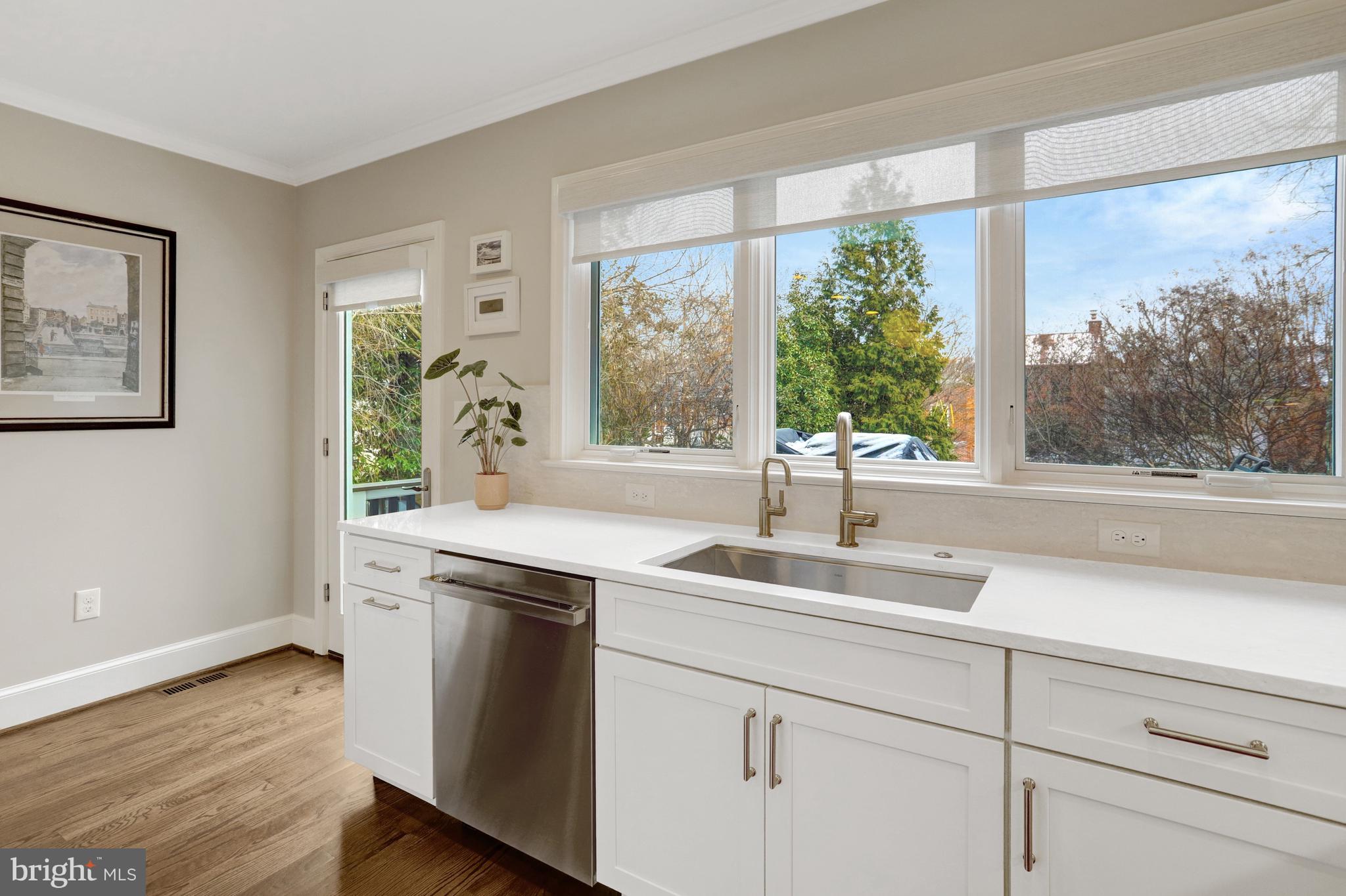 YATES GARDENS - Residential