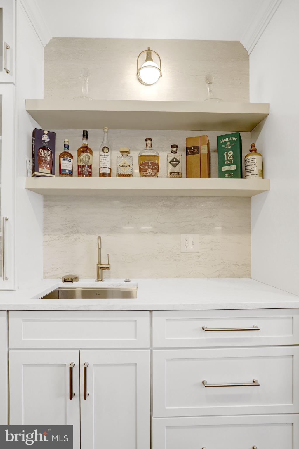 YATES GARDENS - Residential