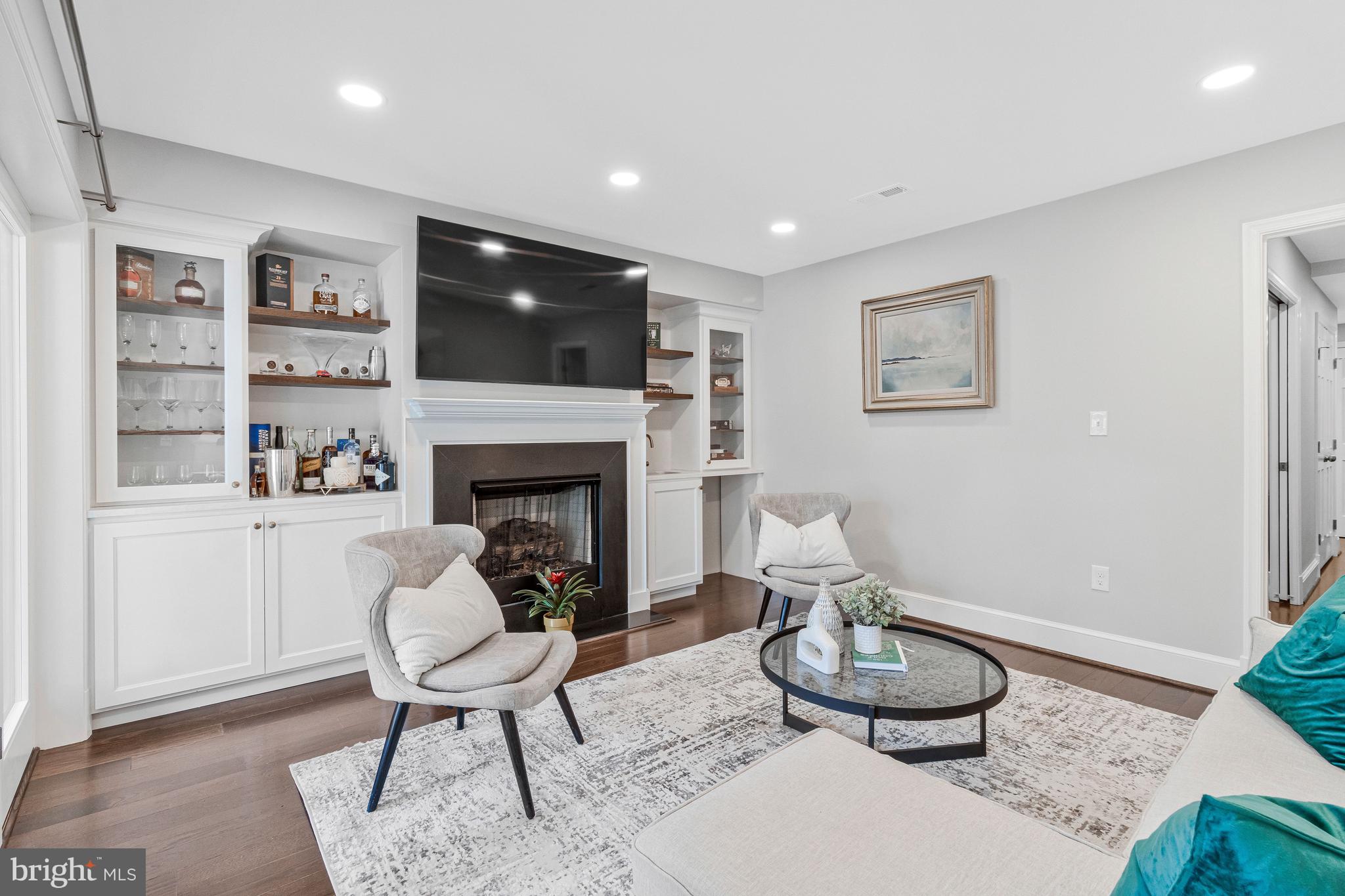 YATES GARDENS - Residential