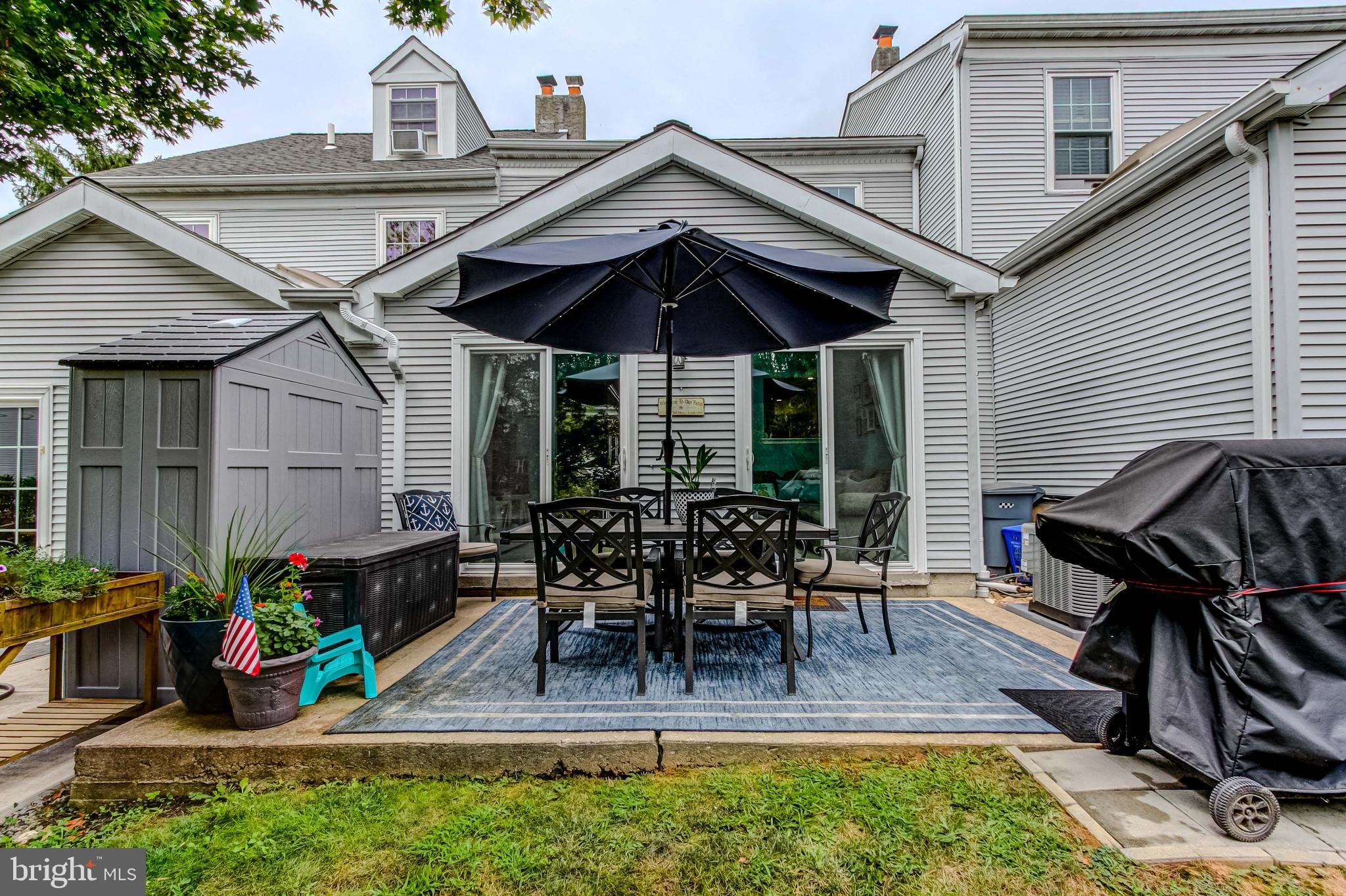 REGENTS PARK - Residential