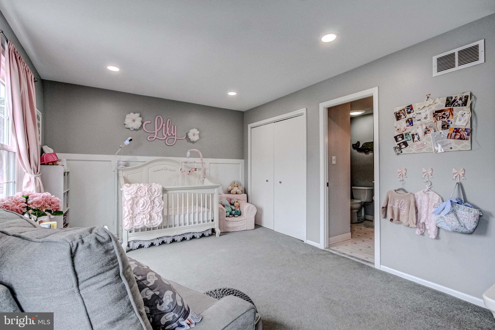 REGENTS PARK - Residential