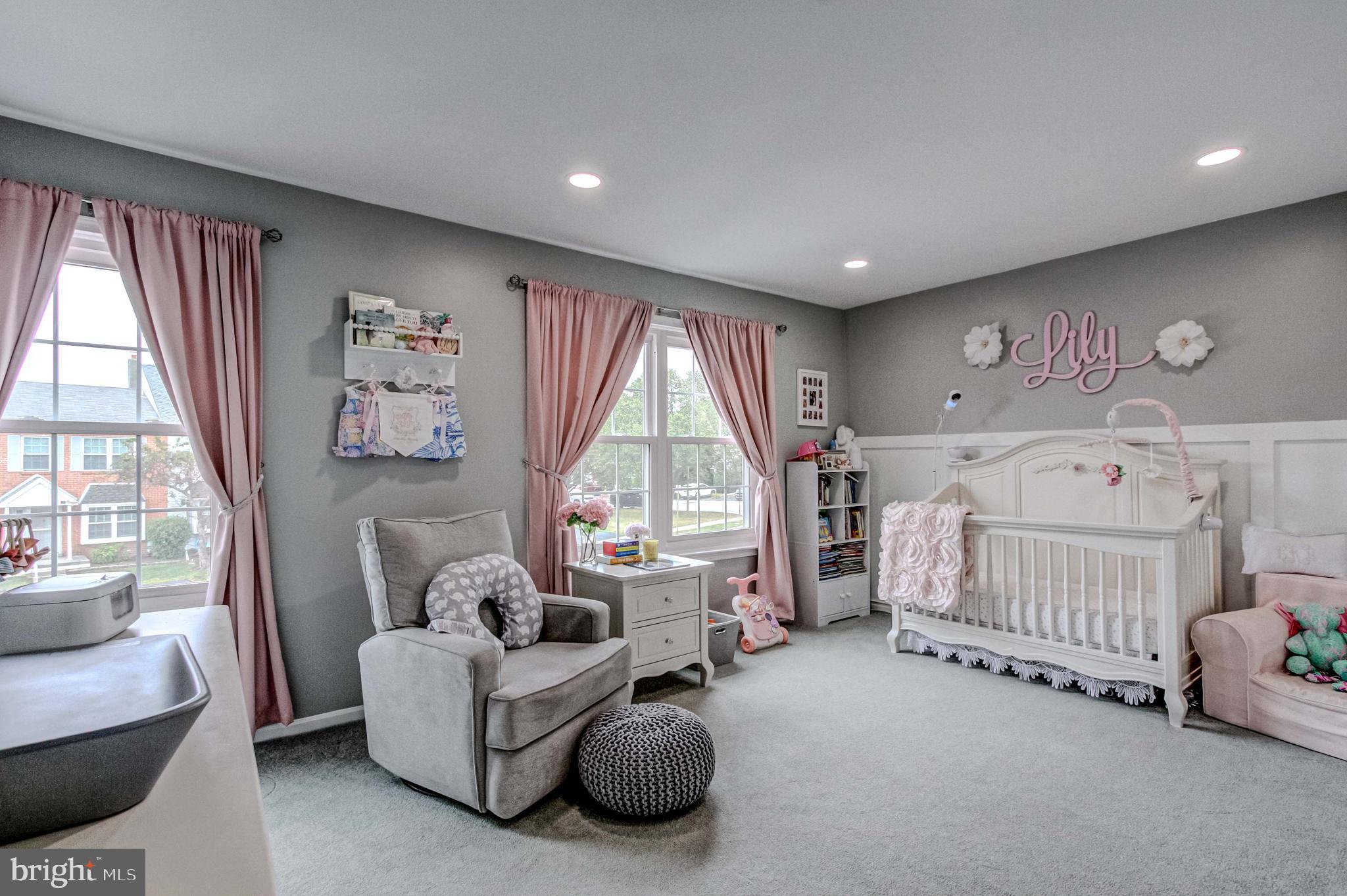 REGENTS PARK - Residential