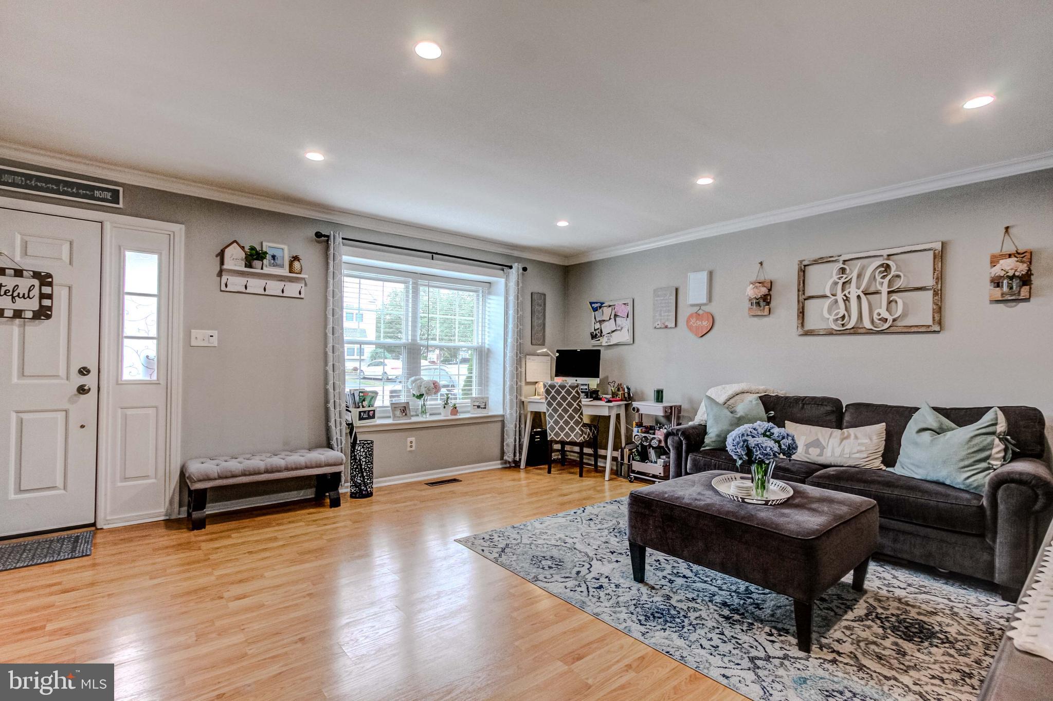 REGENTS PARK - Residential