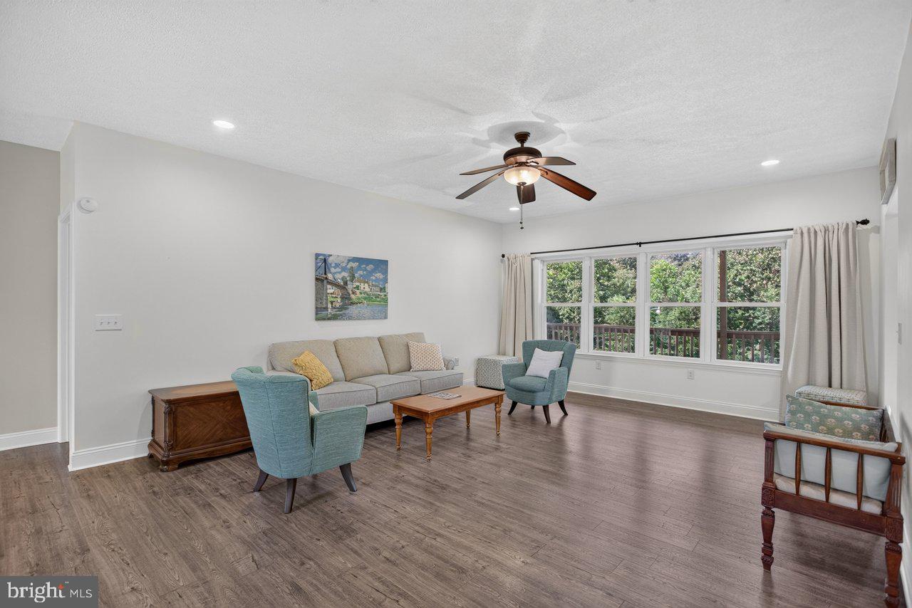 148 TURKEY KNOB ROAD