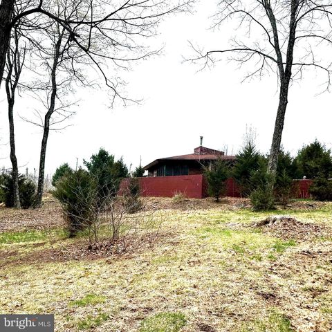 565 CAFFERTY ROAD OTTSVILLE PA 18942
