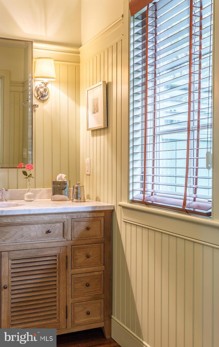 KENTMORE PARK - Residential