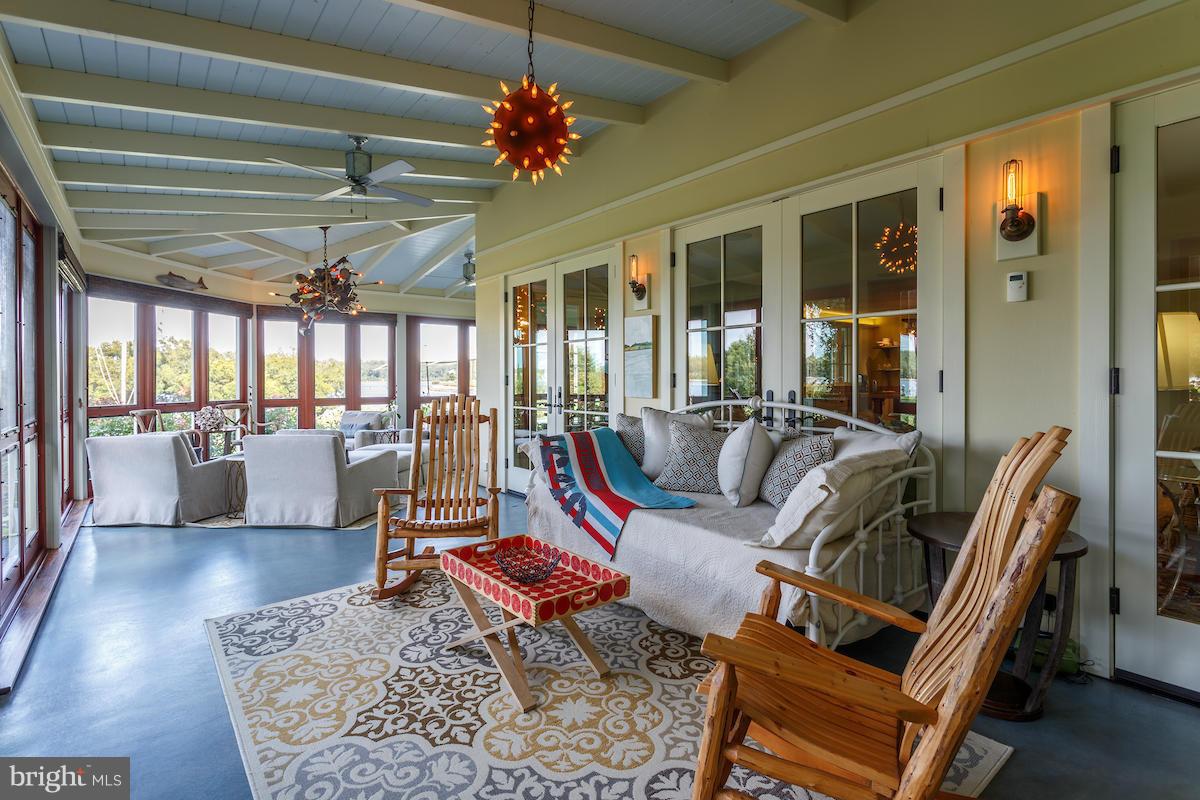 KENTMORE PARK - Residential