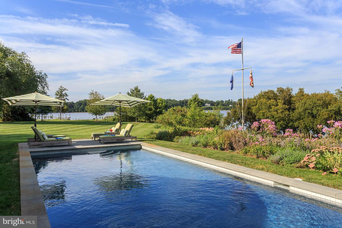 KENTMORE PARK - Residential