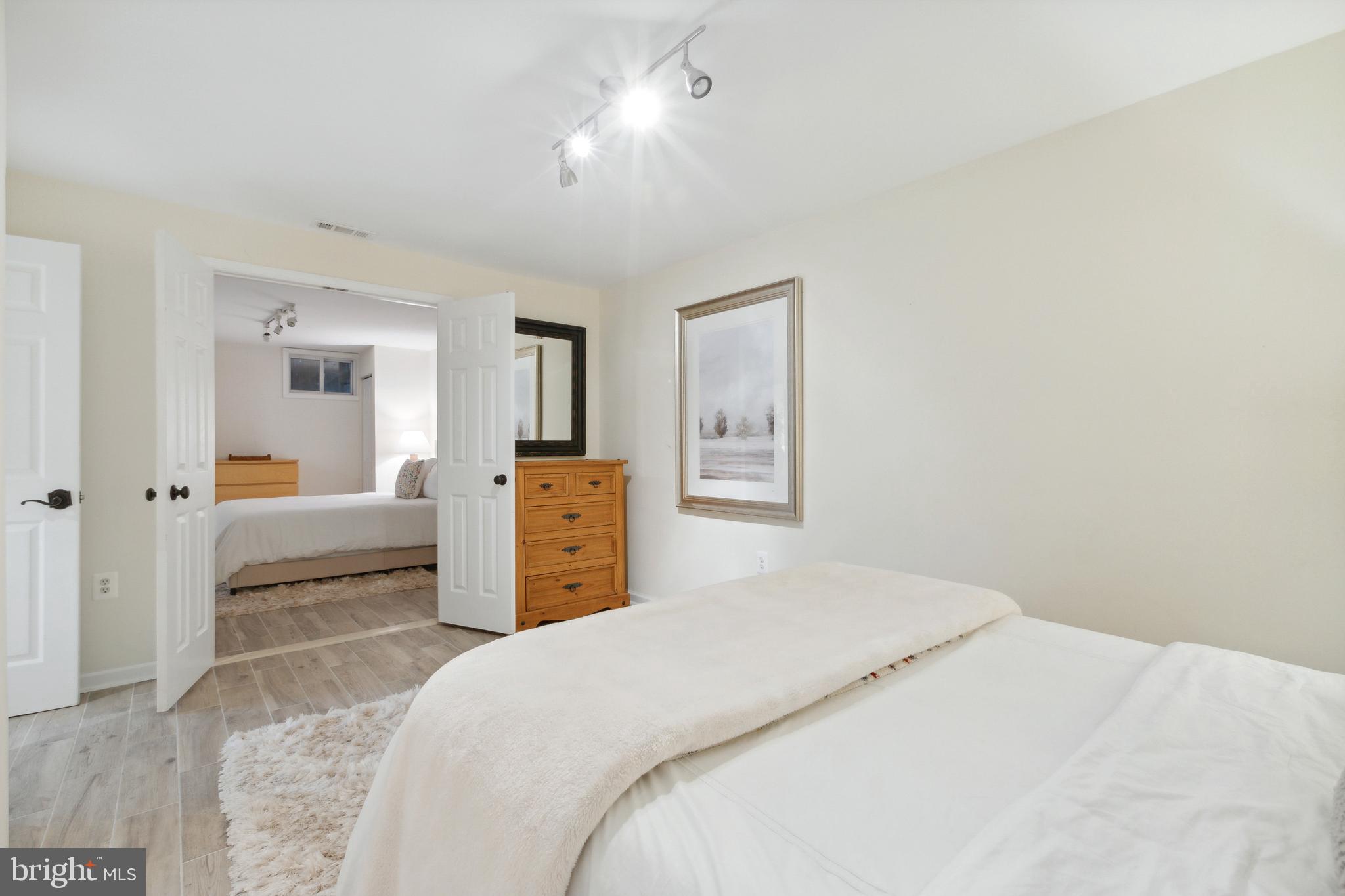 CHESTERBROOK VALE - Residential